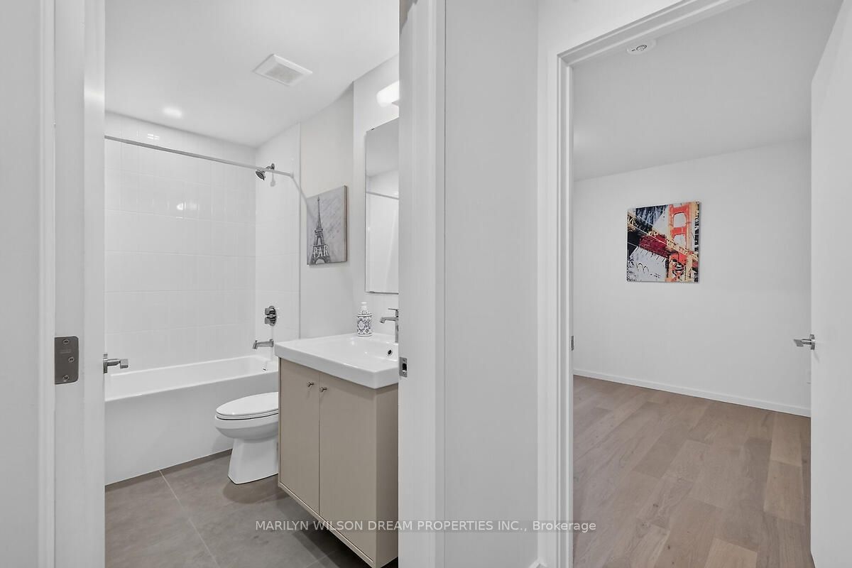 43 Stirling Avenue Property Photo 28