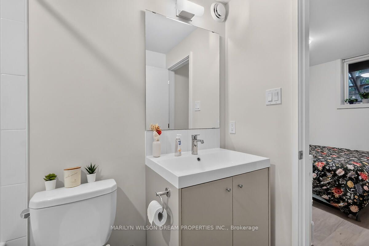 43 Stirling Avenue Property Photo 48