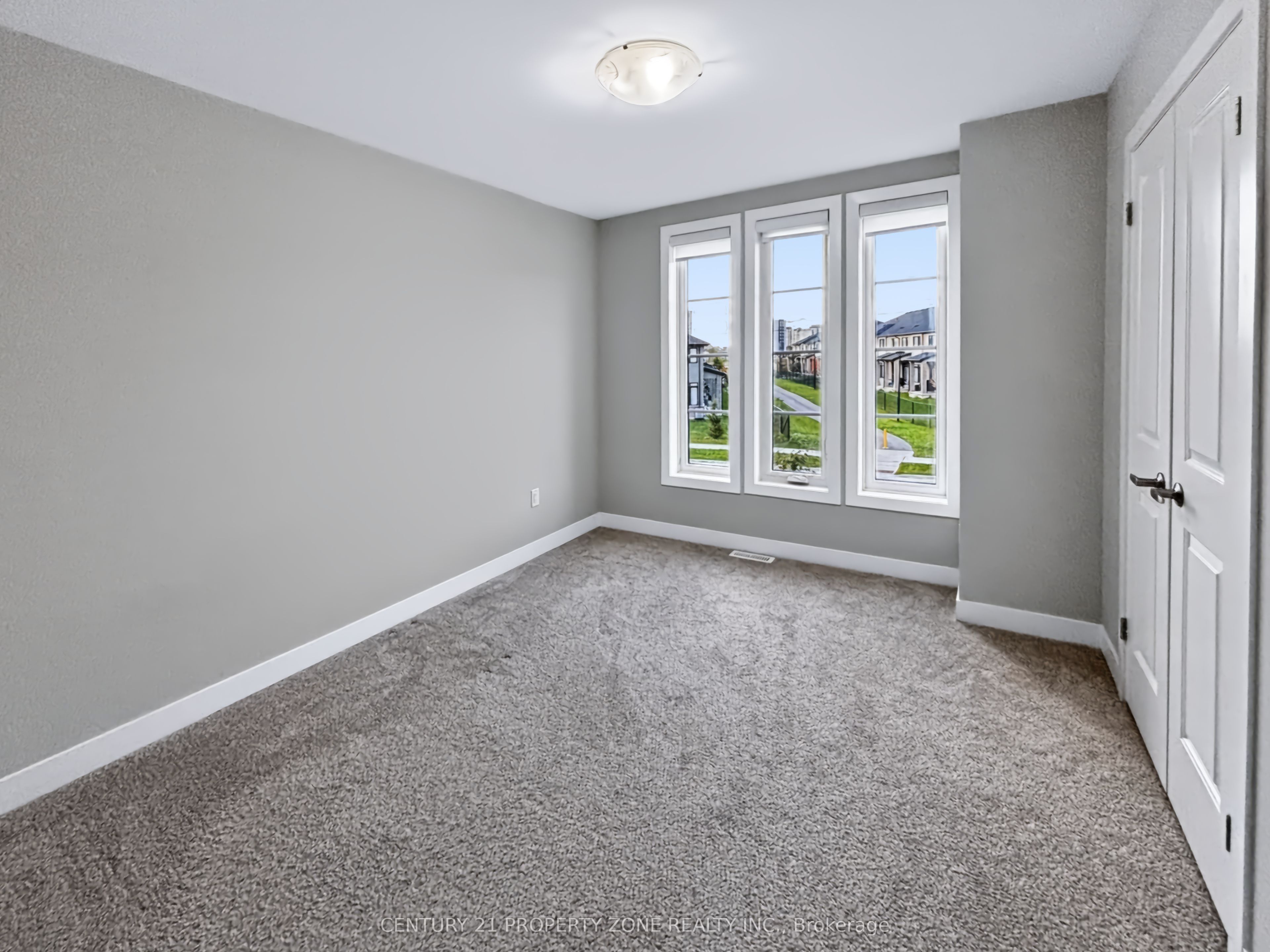 3596 Southbridge Avenue Property Photo 24