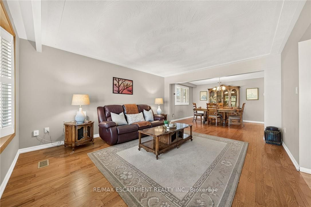3 Harvard Place Property Photo 6