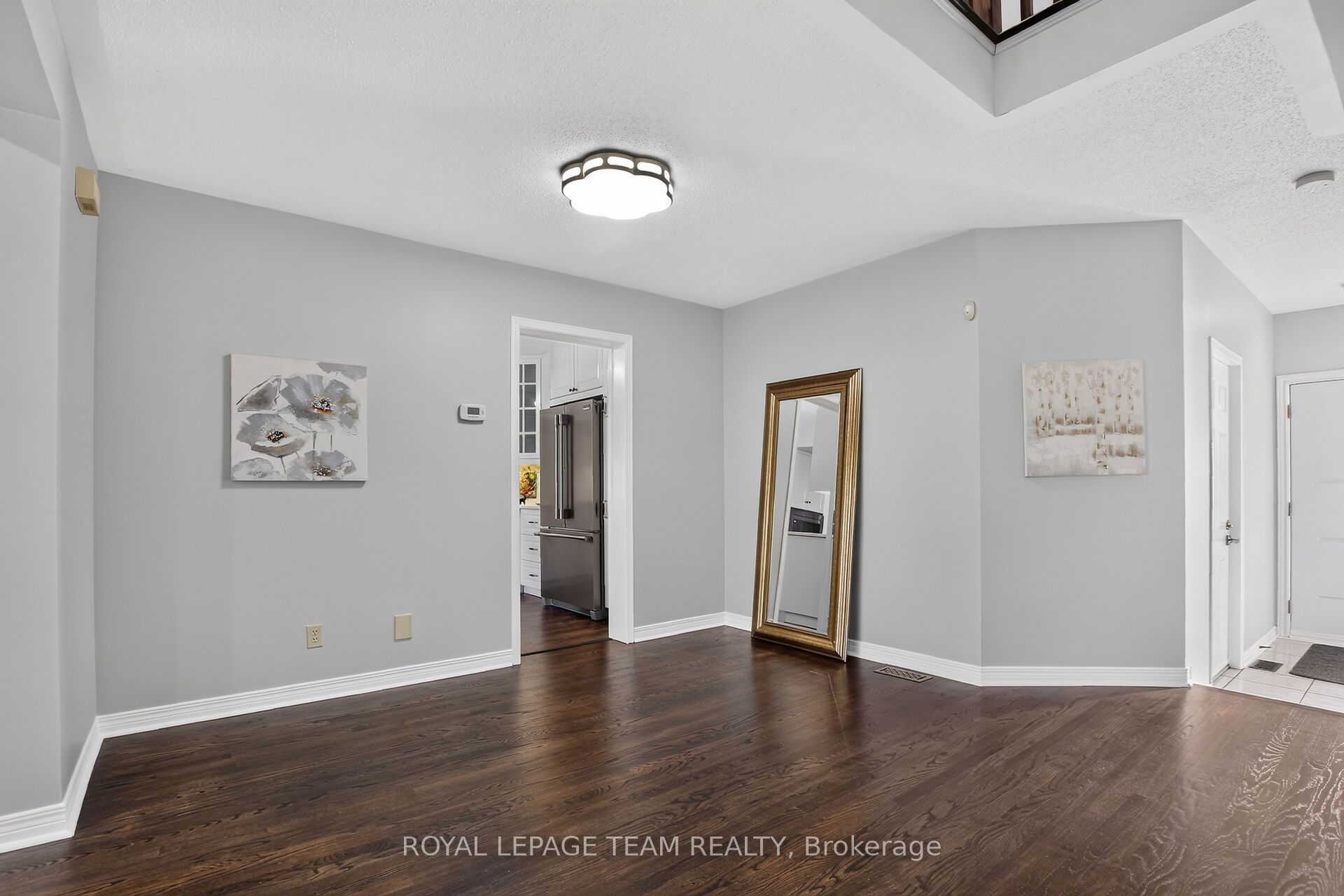 253 Knudson Drive Property Photo 13