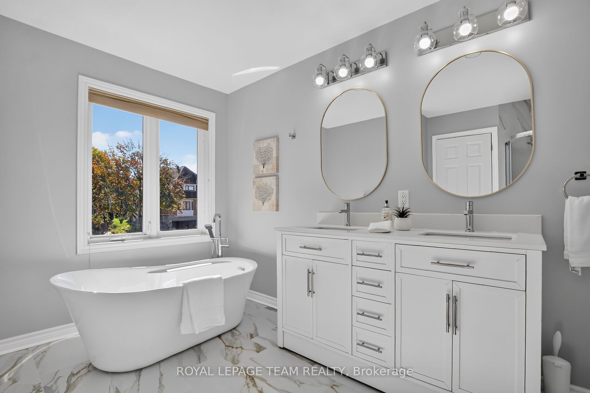 253 Knudson Drive Property Photo 31