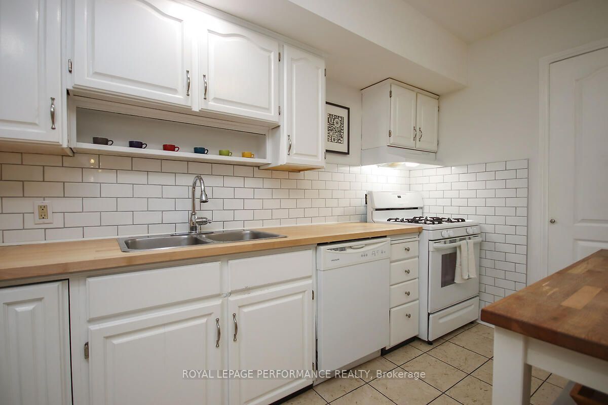 49 Bayswater Avenue Property Photo 10