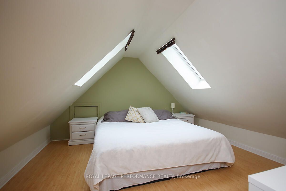 49 Bayswater Avenue Property Photo 20