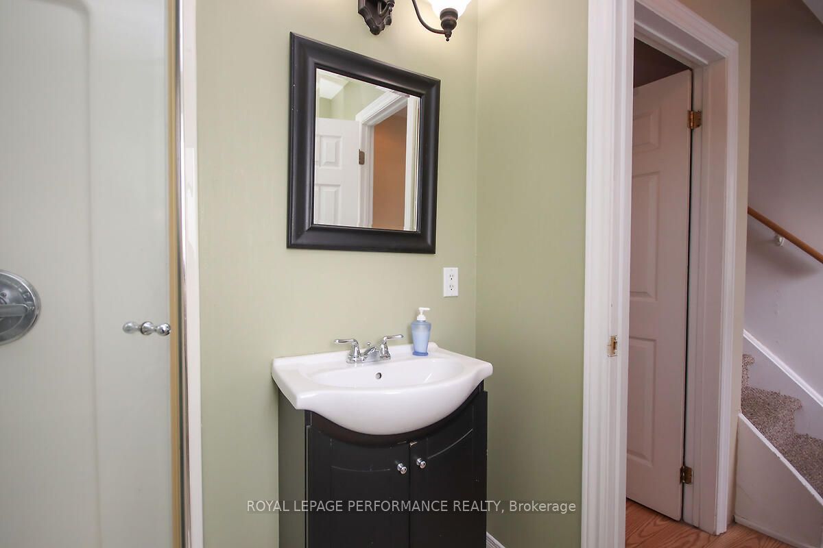 49 Bayswater Avenue Property Photo 34