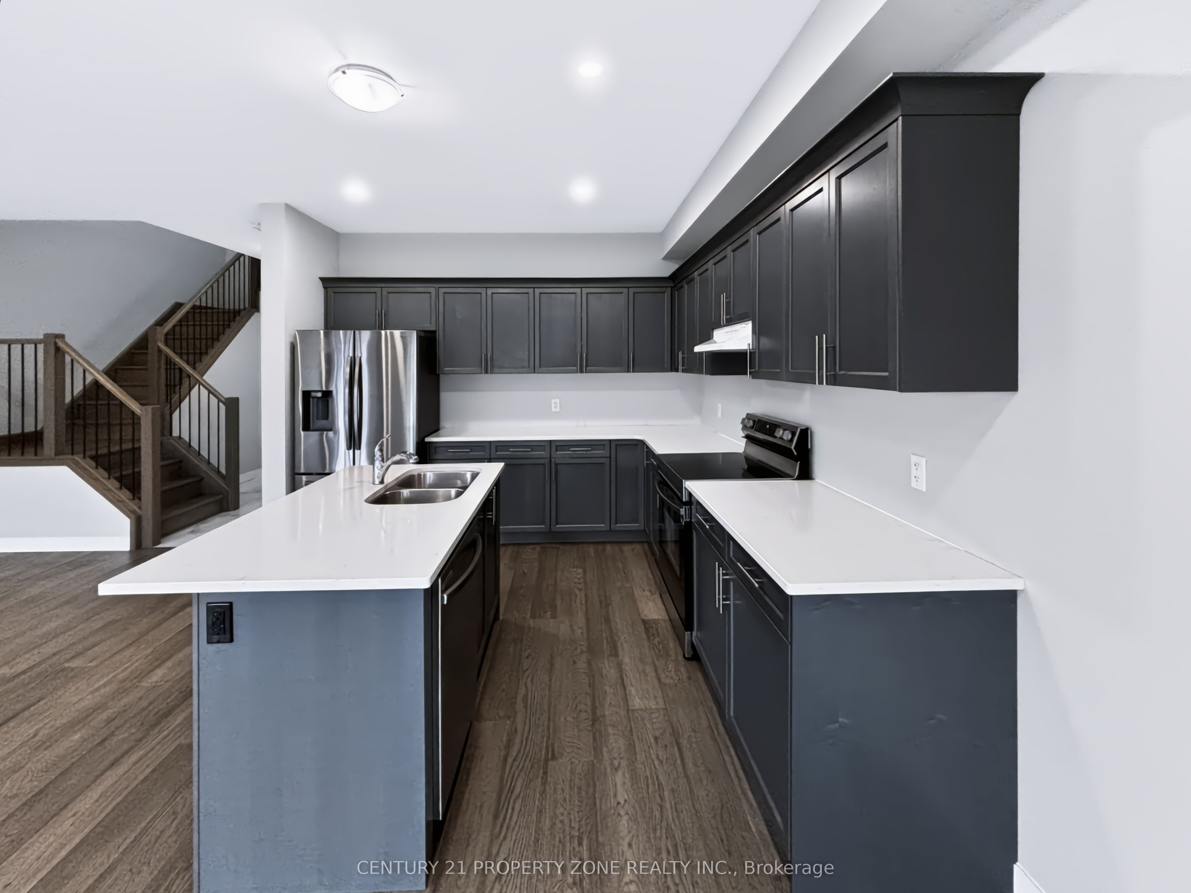 3596 Southbridge Avenue Property Photo 17