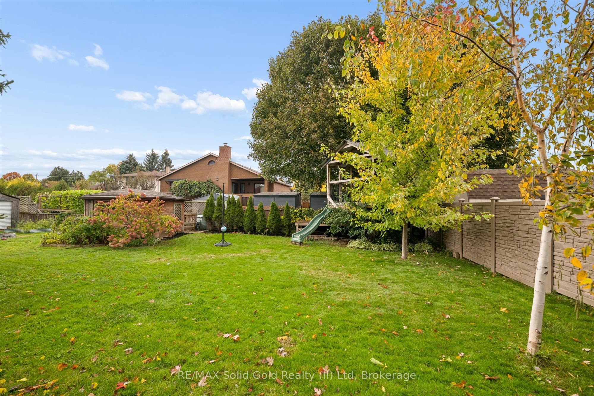127 Gay Crescent Property Photo 32