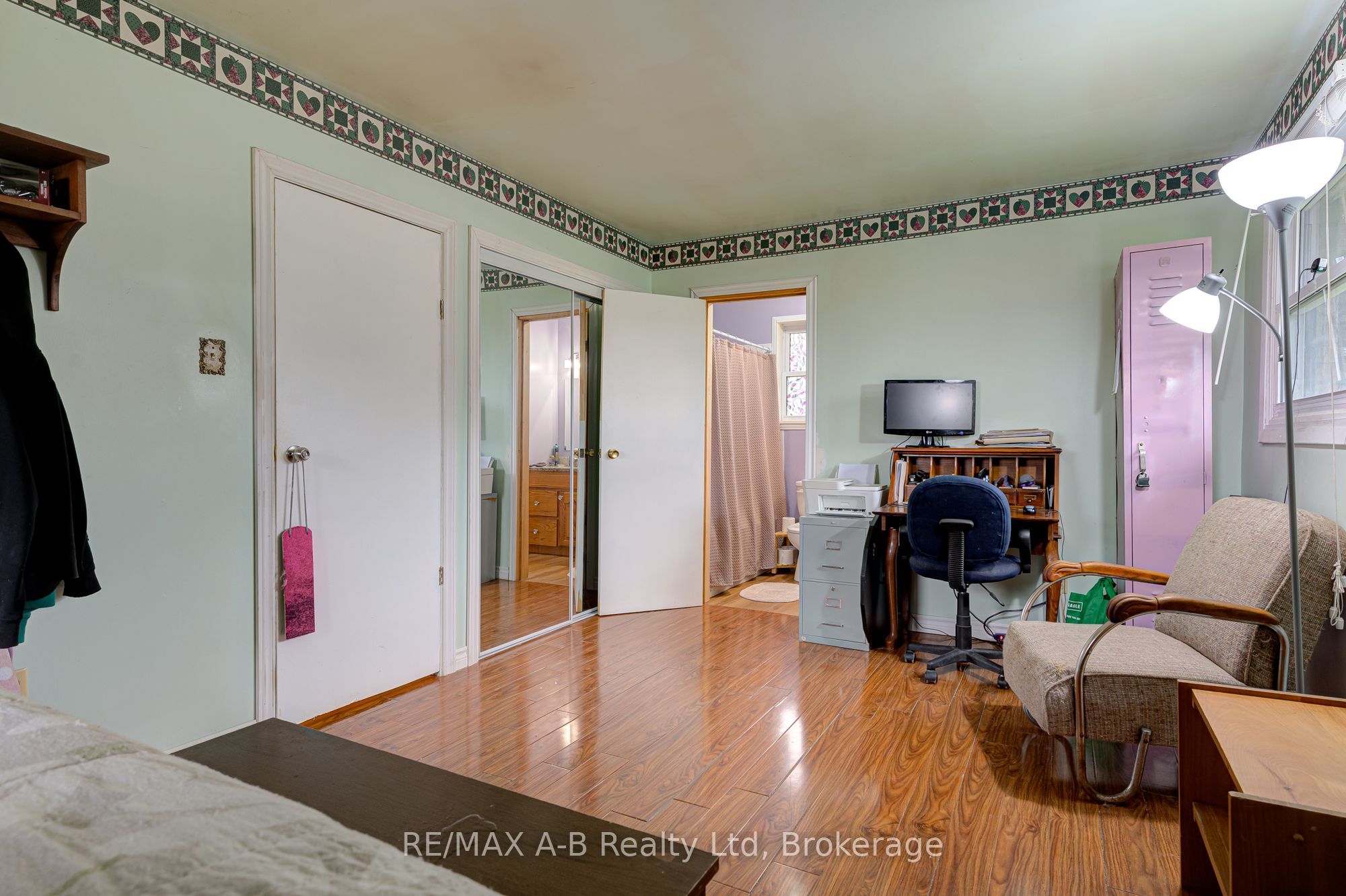 236056 23rd Line Property Photo 13
