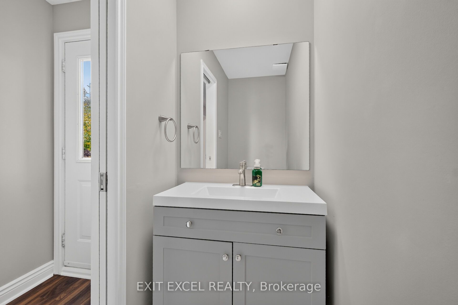 2712 Baseline Road Property Photo 21