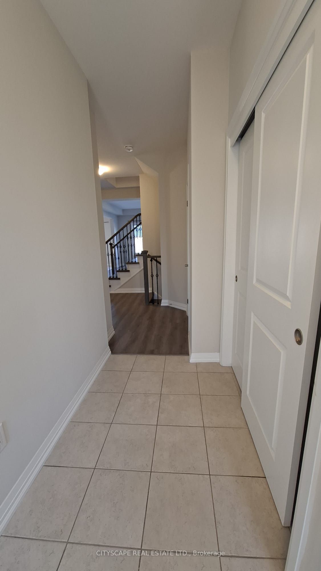 69 Bur Oak Drive Property Photo 2