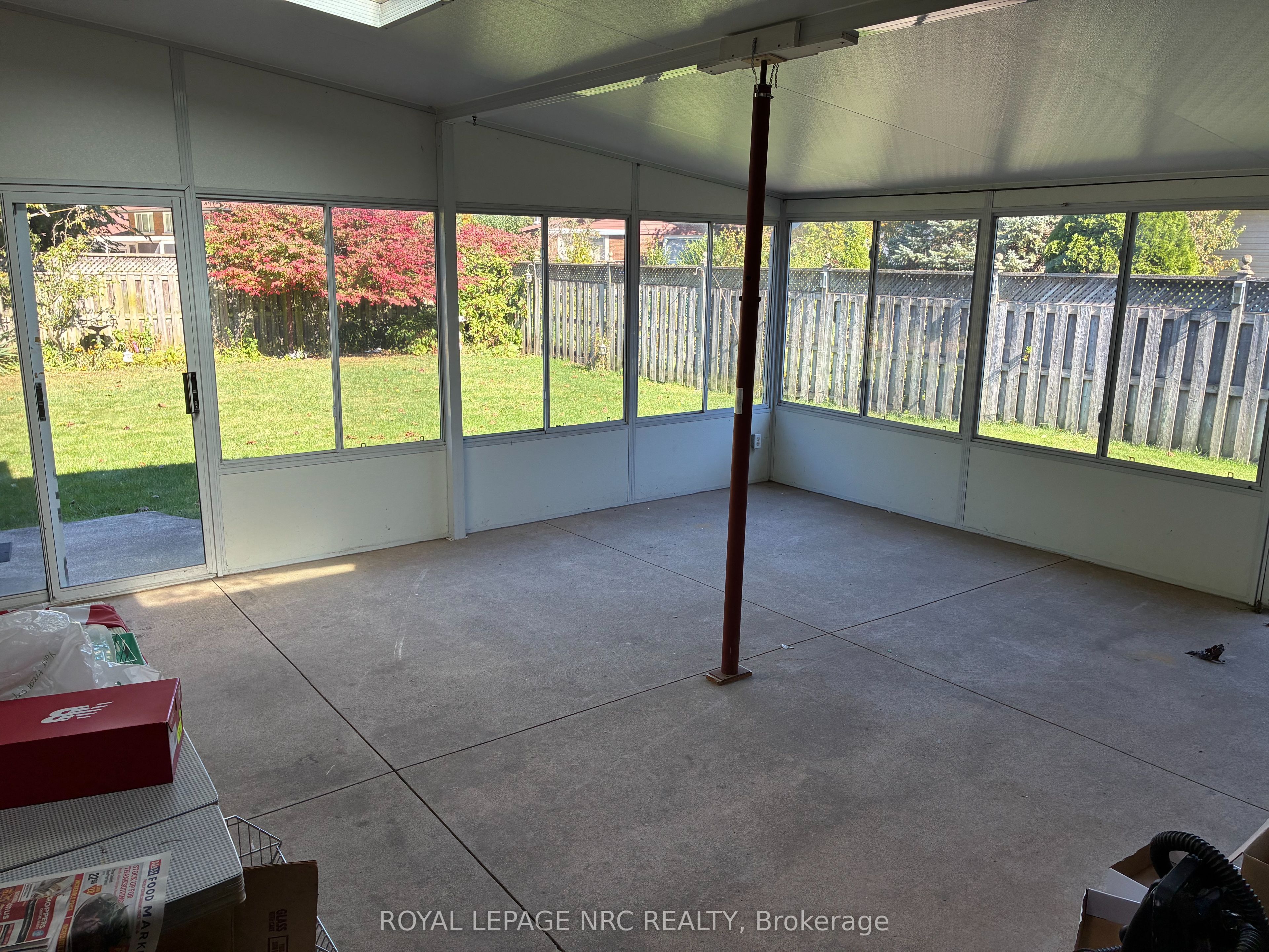 6725 Randy Drive Property Photo 8