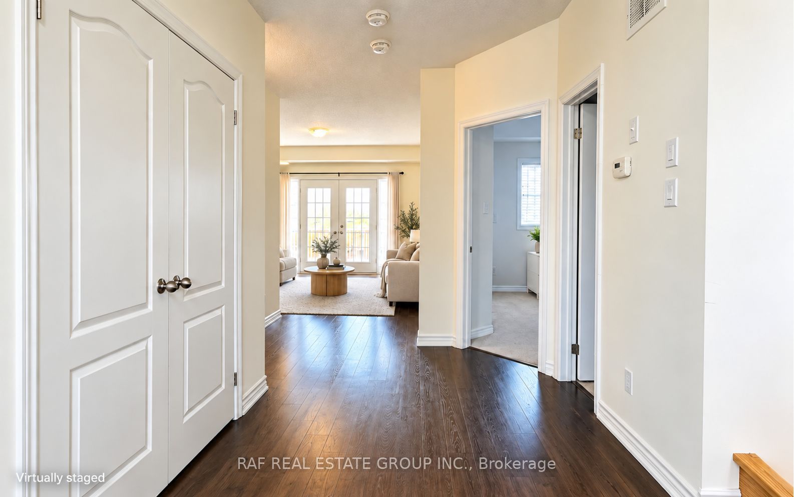 403 Westwood Drive 18 Property Photo 4
