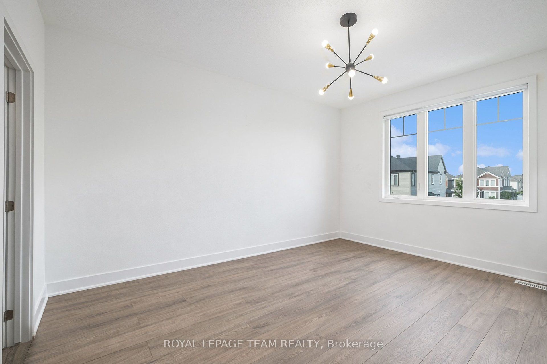 622 Malahat Way Property Photo 14