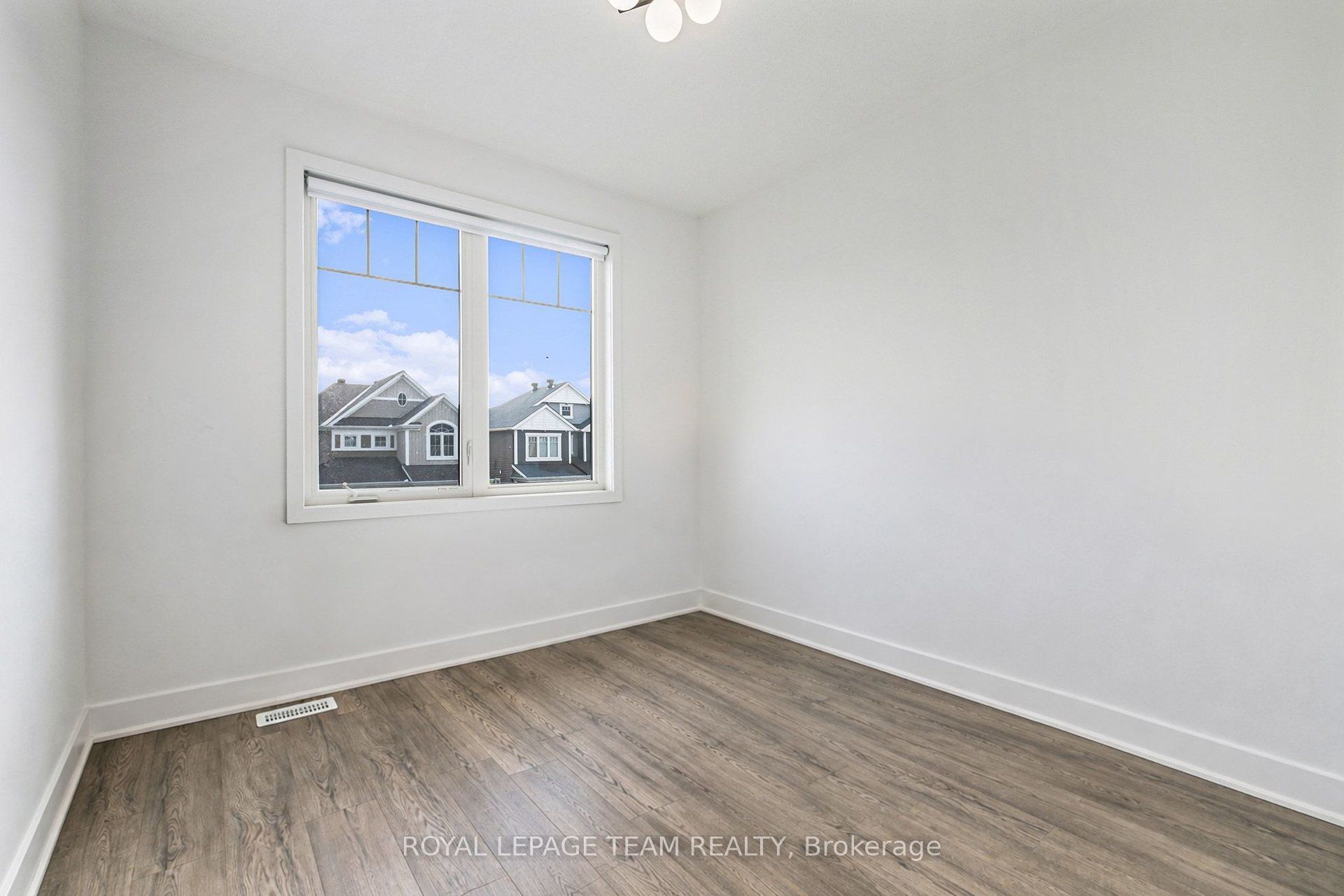622 Malahat Way Property Photo 19