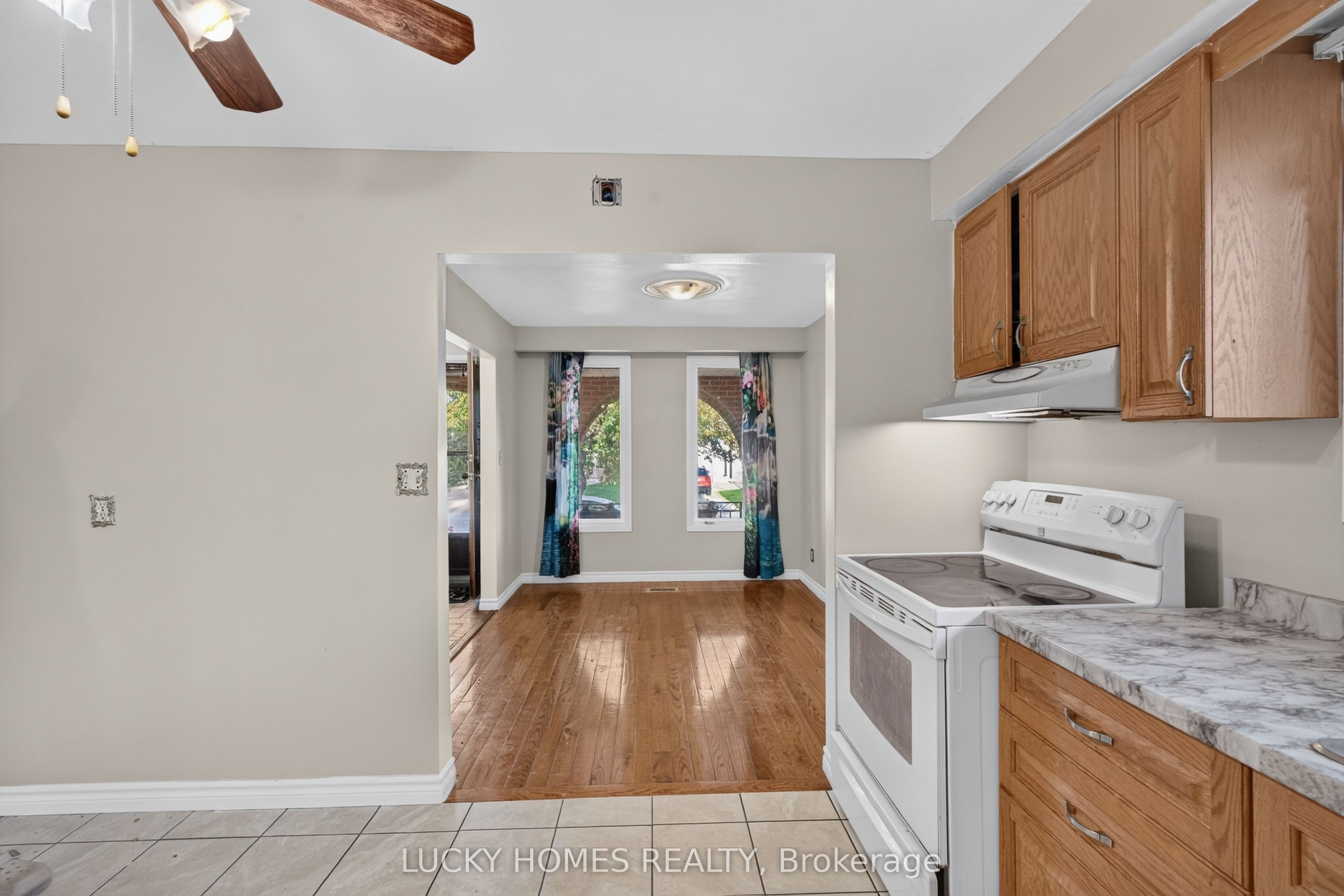 3061 Lloyd George Boulevard Property Photo 18