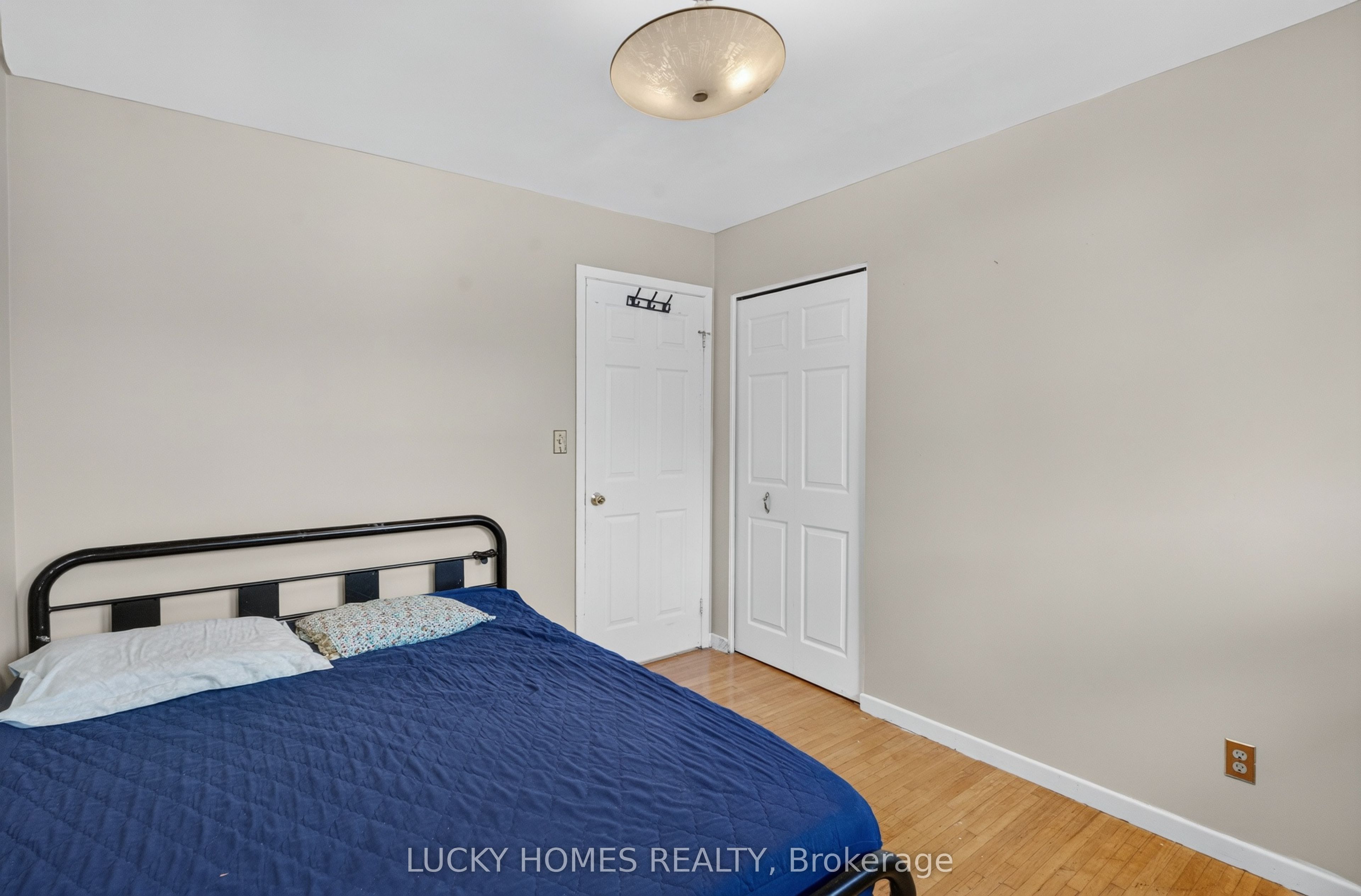 3061 Lloyd George Boulevard Property Photo 24
