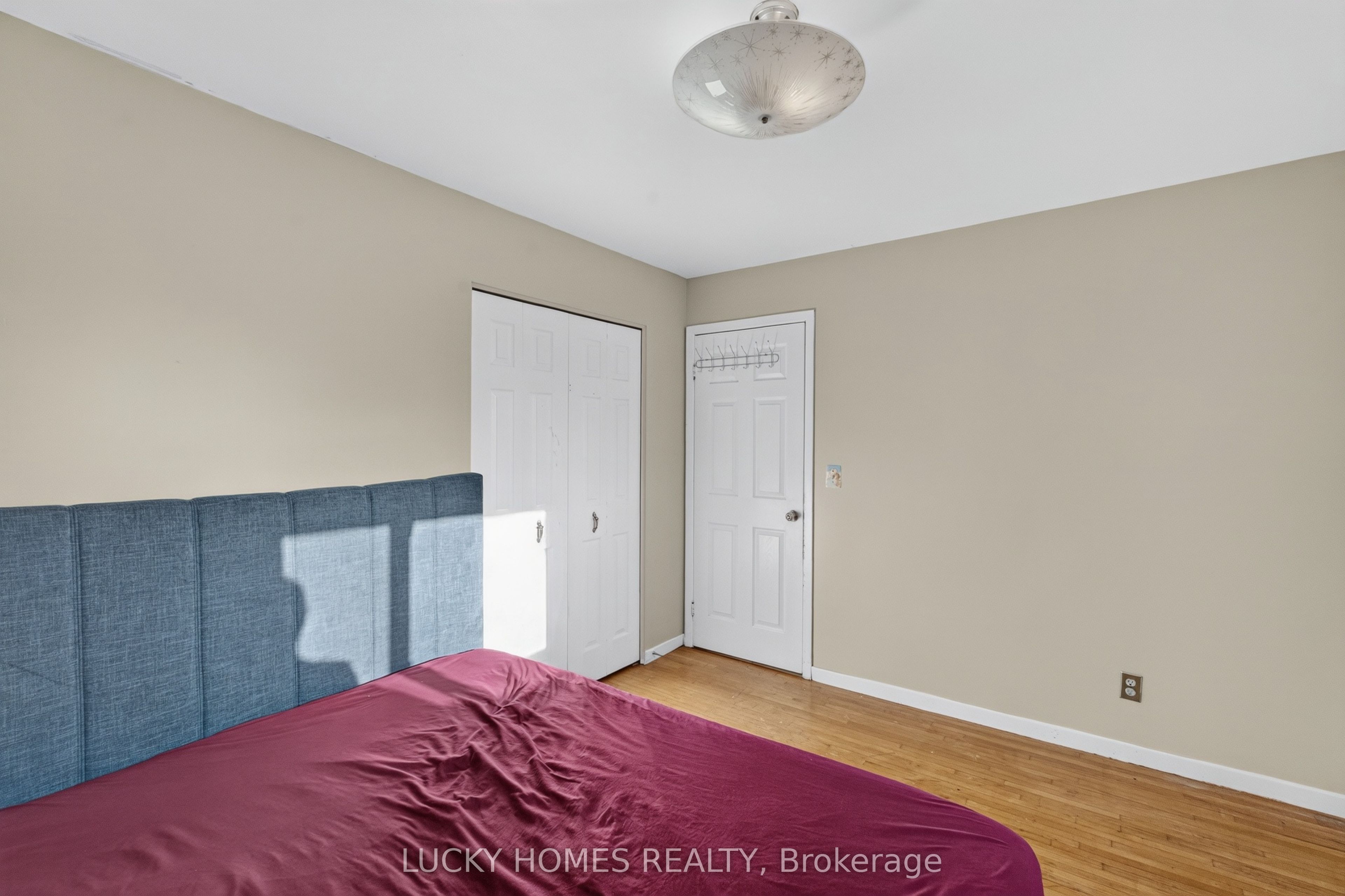 3061 Lloyd George Boulevard Property Photo 27