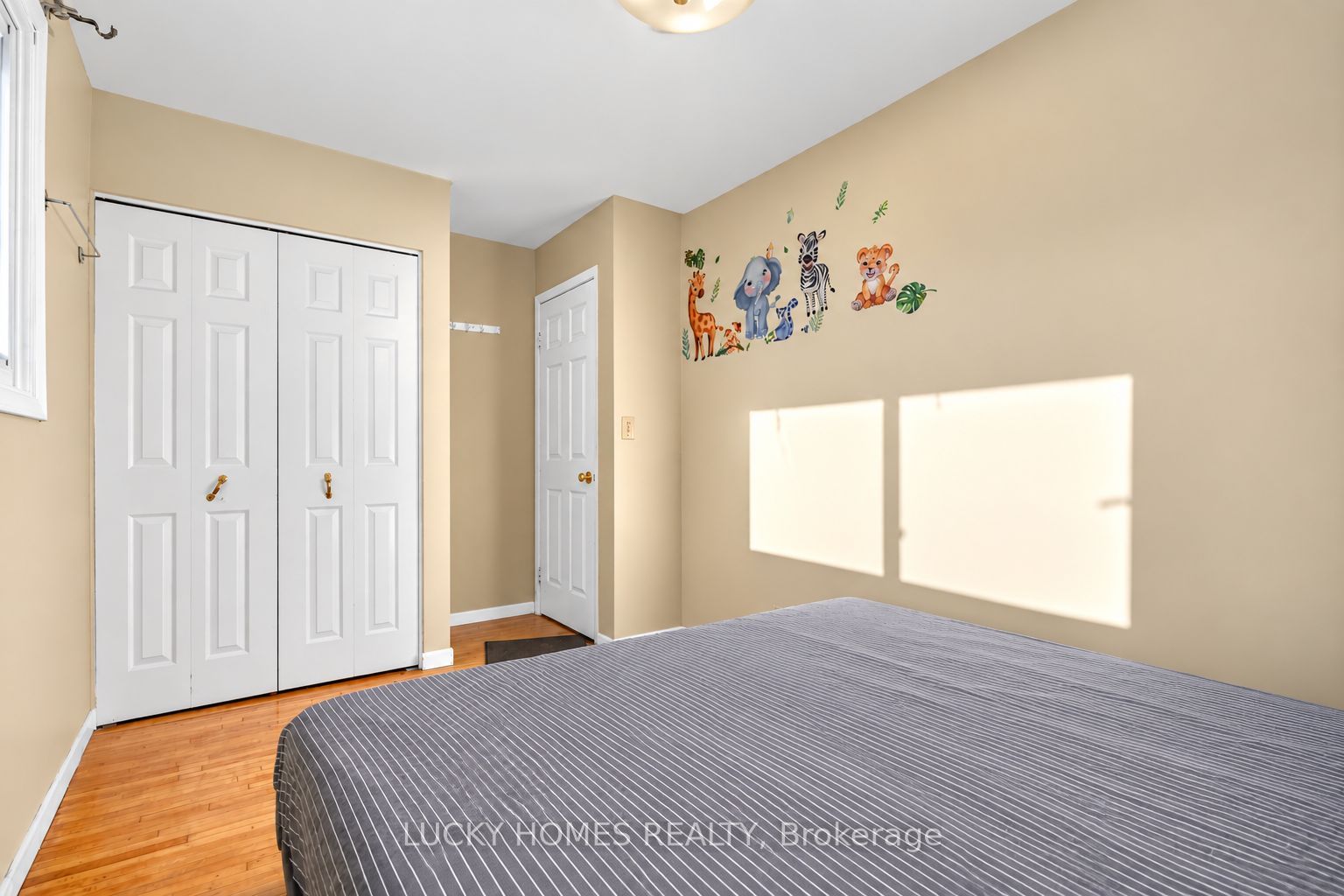 3061 Lloyd George Boulevard Property Photo 29