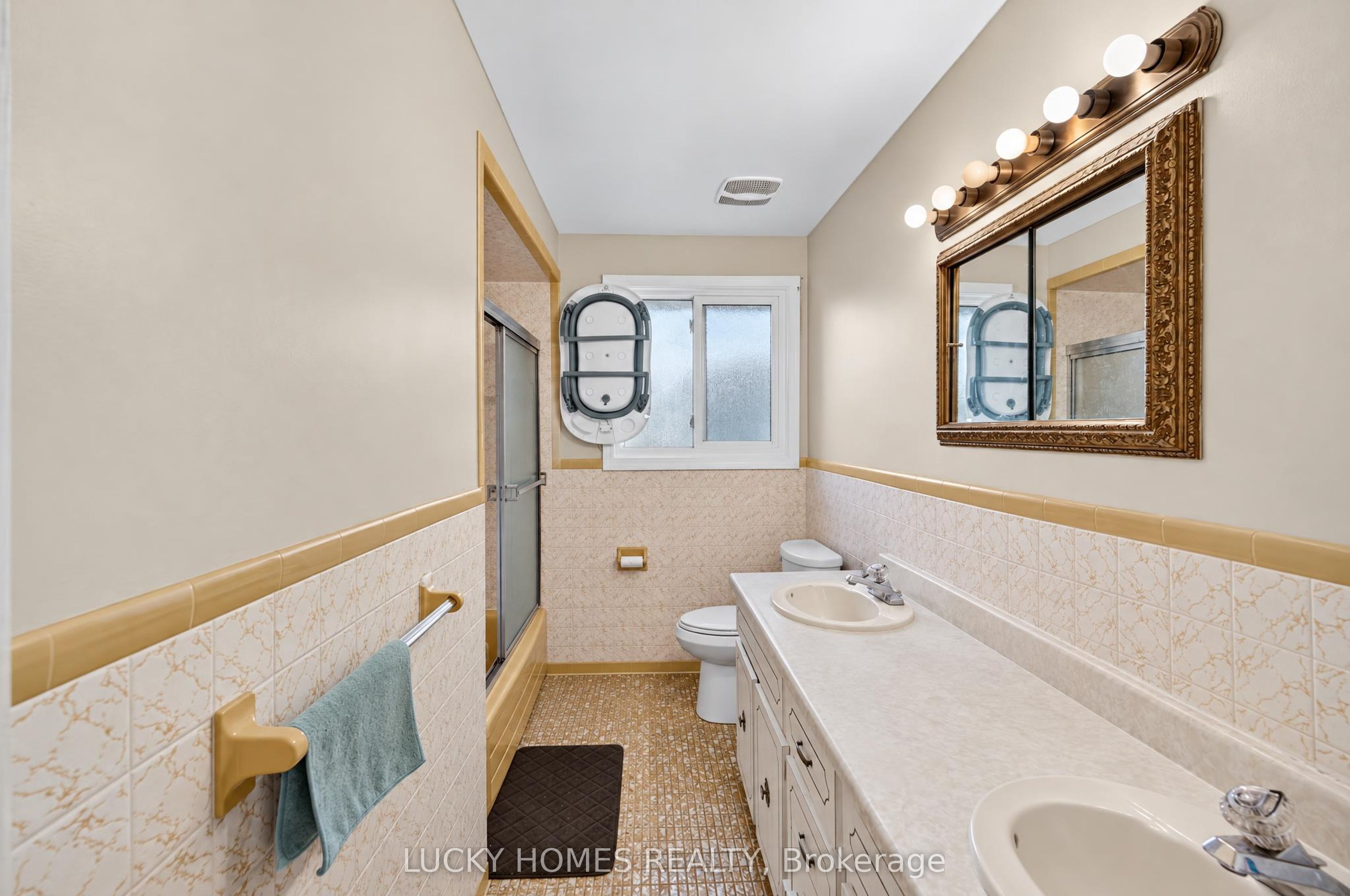 3061 Lloyd George Boulevard Property Photo 30