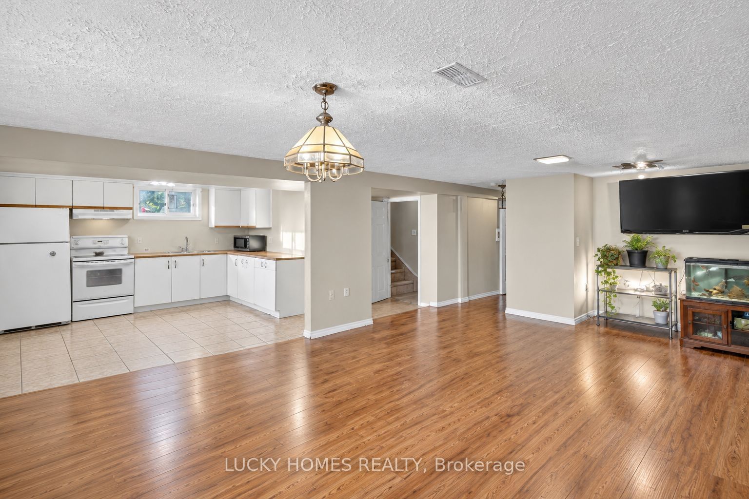 3061 Lloyd George Boulevard Property Photo 36