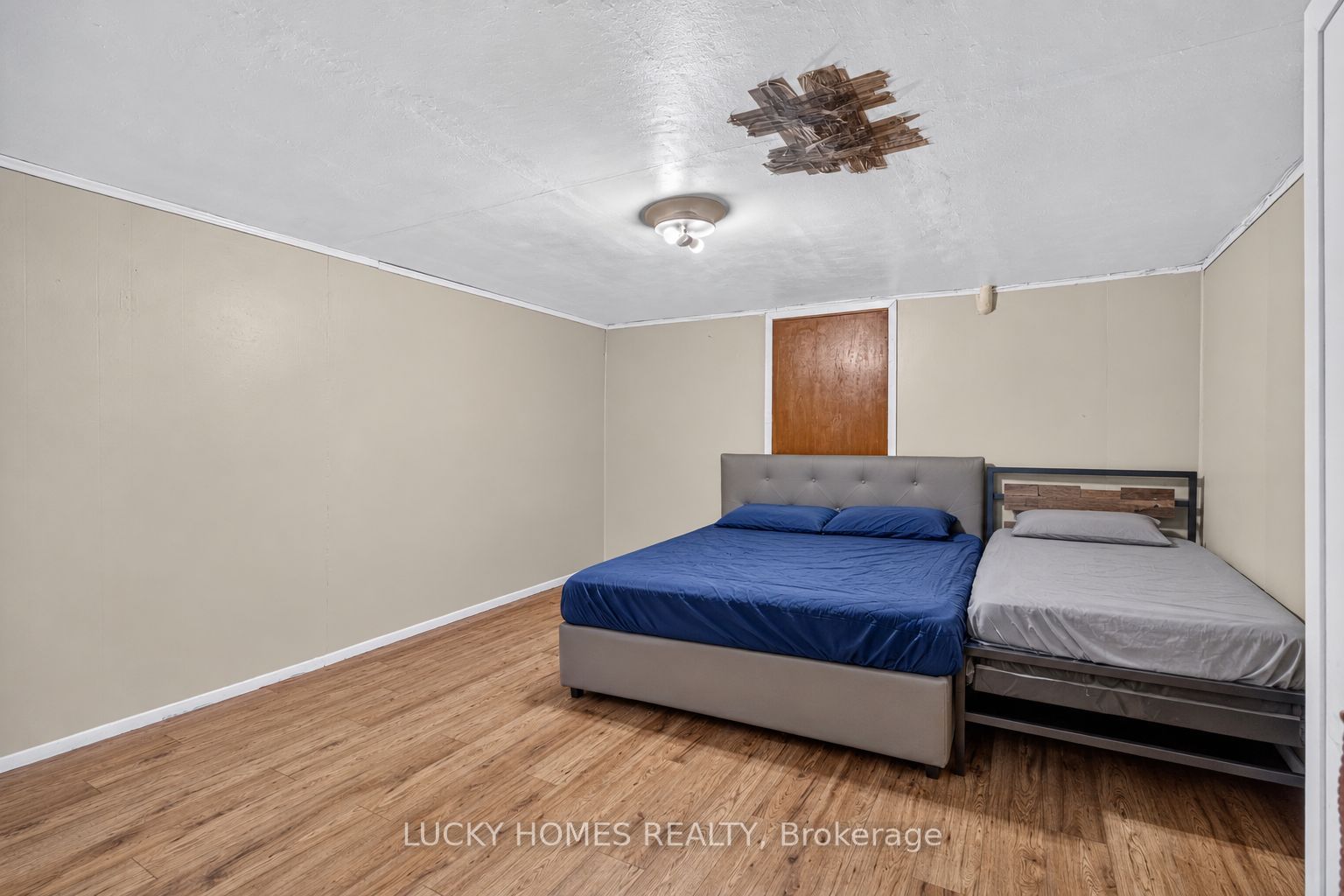 3061 Lloyd George Boulevard Property Photo 40