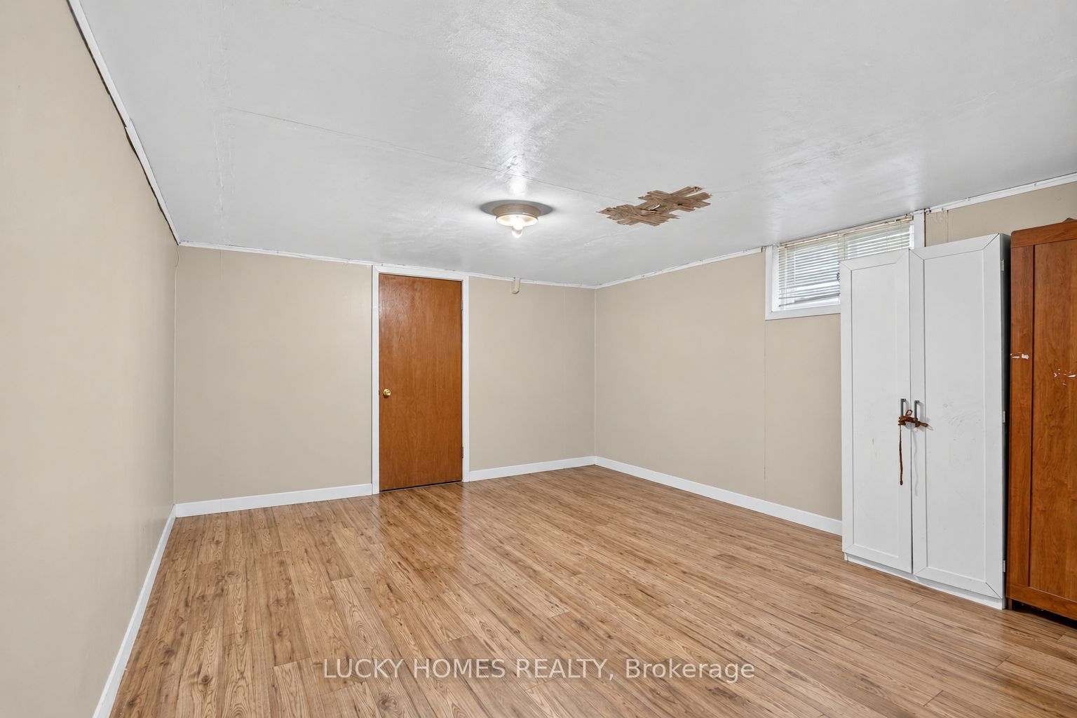3061 Lloyd George Boulevard Property Photo 41