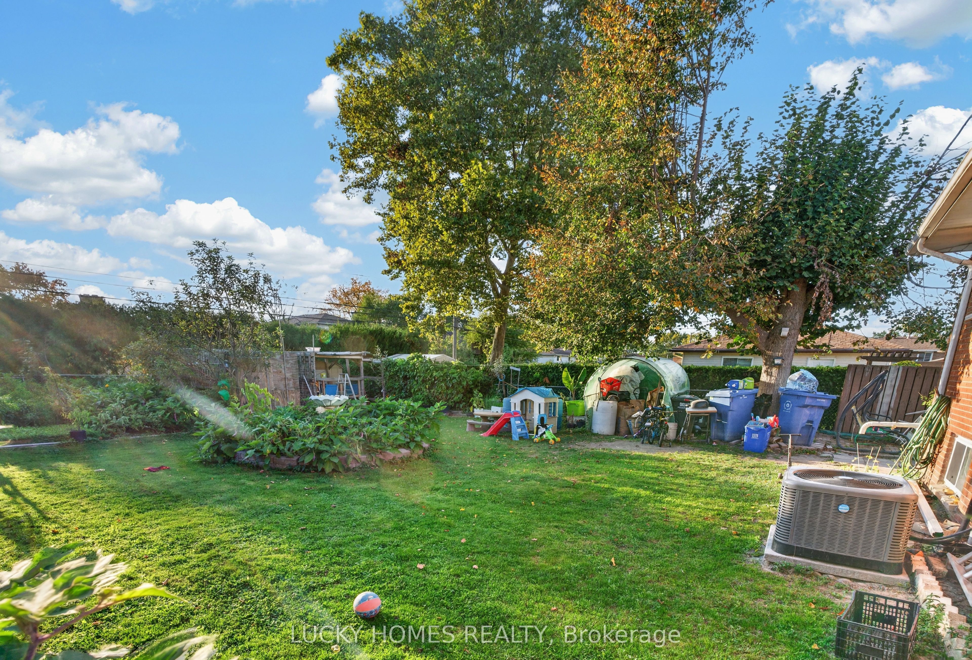 3061 Lloyd George Boulevard Property Photo 47