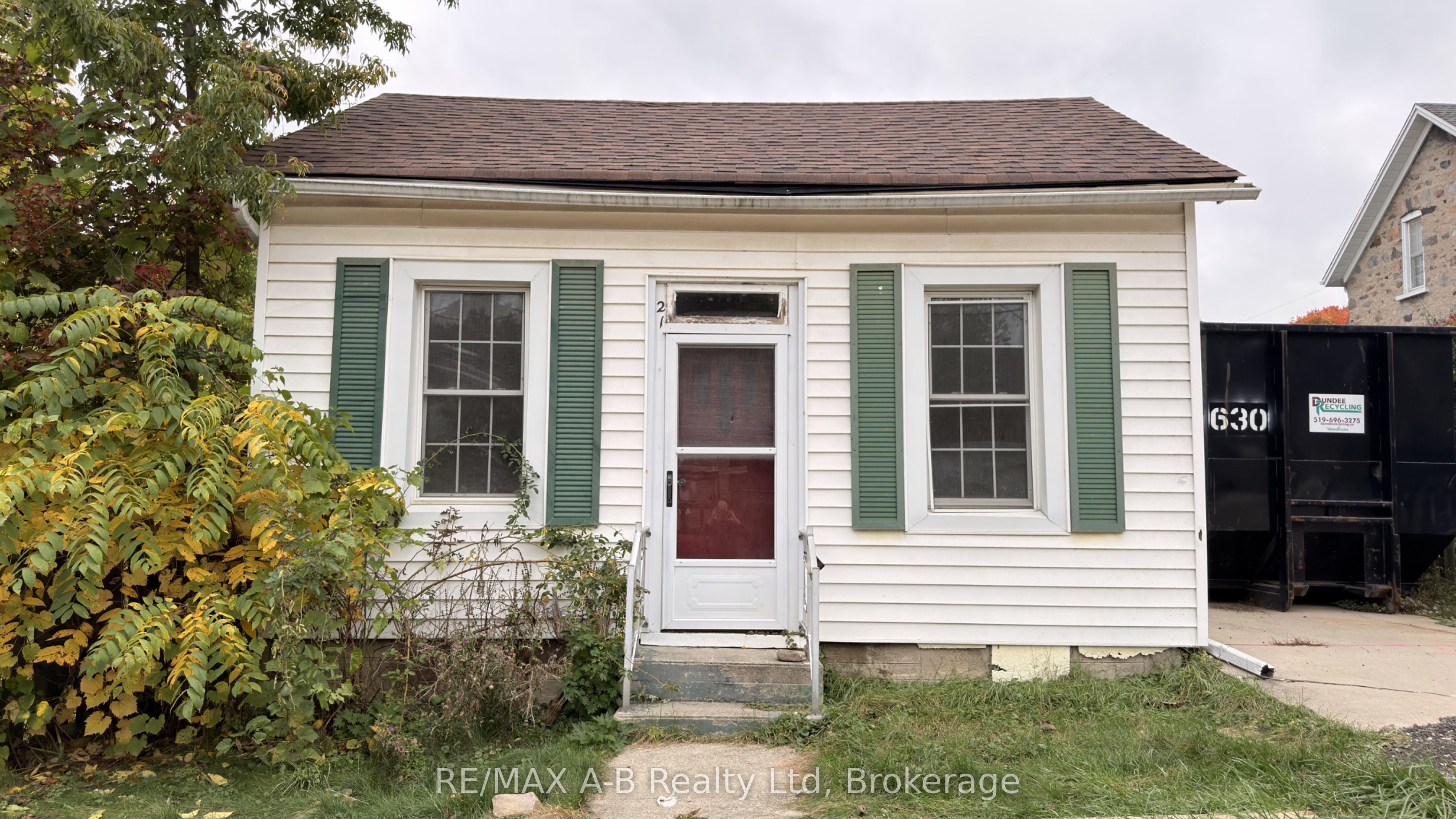 21 Henry Street Property Photo 1