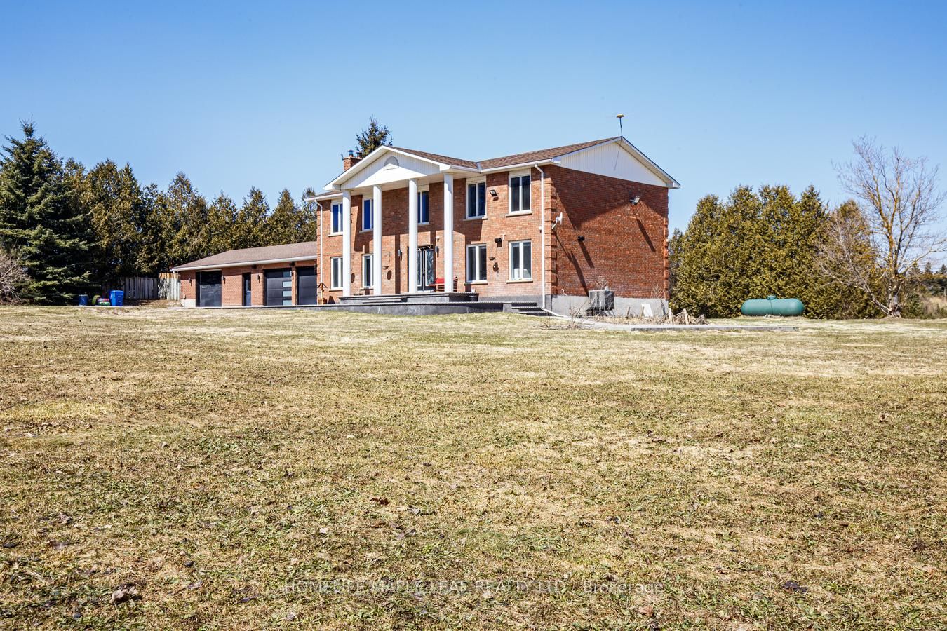 425279 25 Side Road Property Photo 33