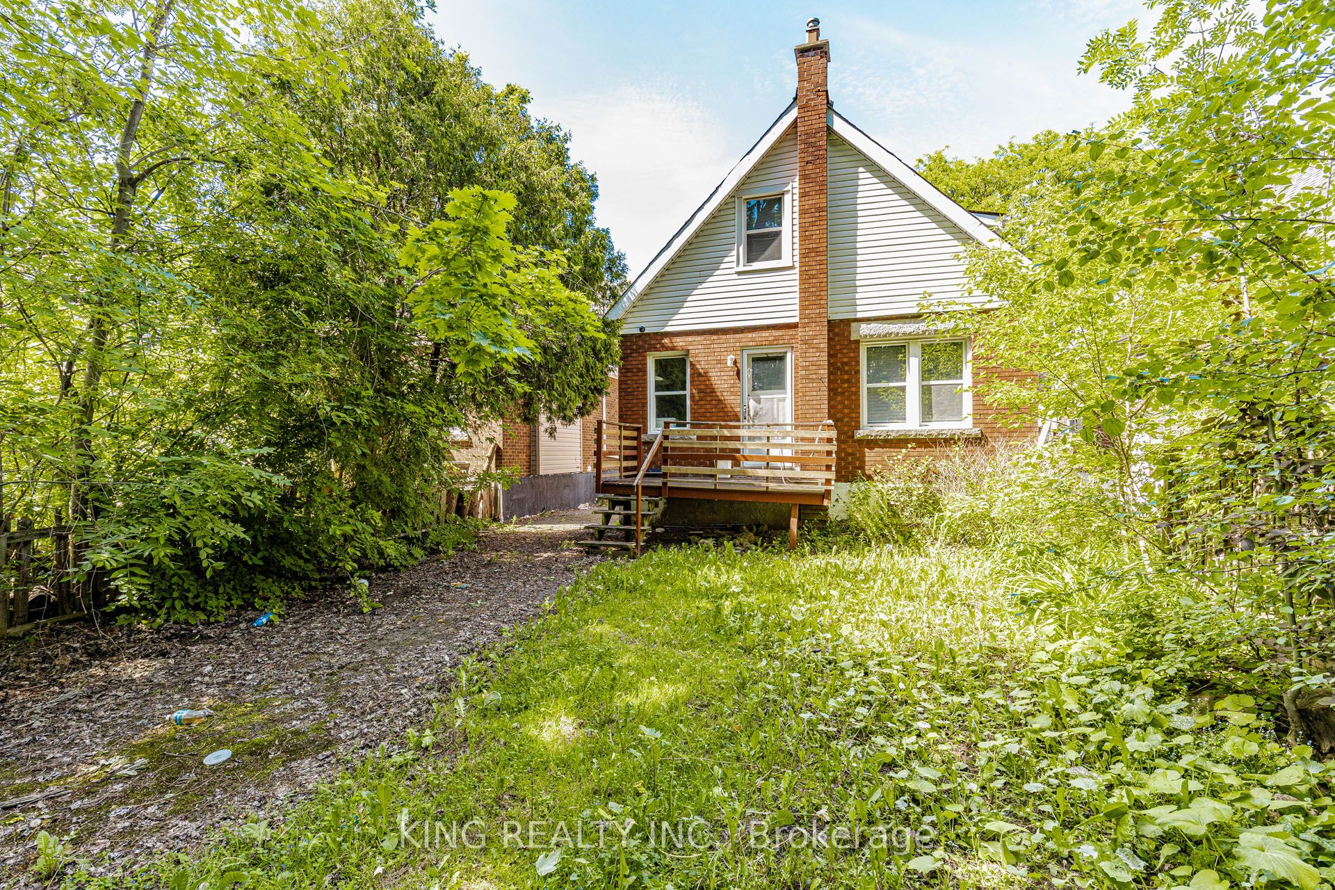1177 King Street W Property Photo 16