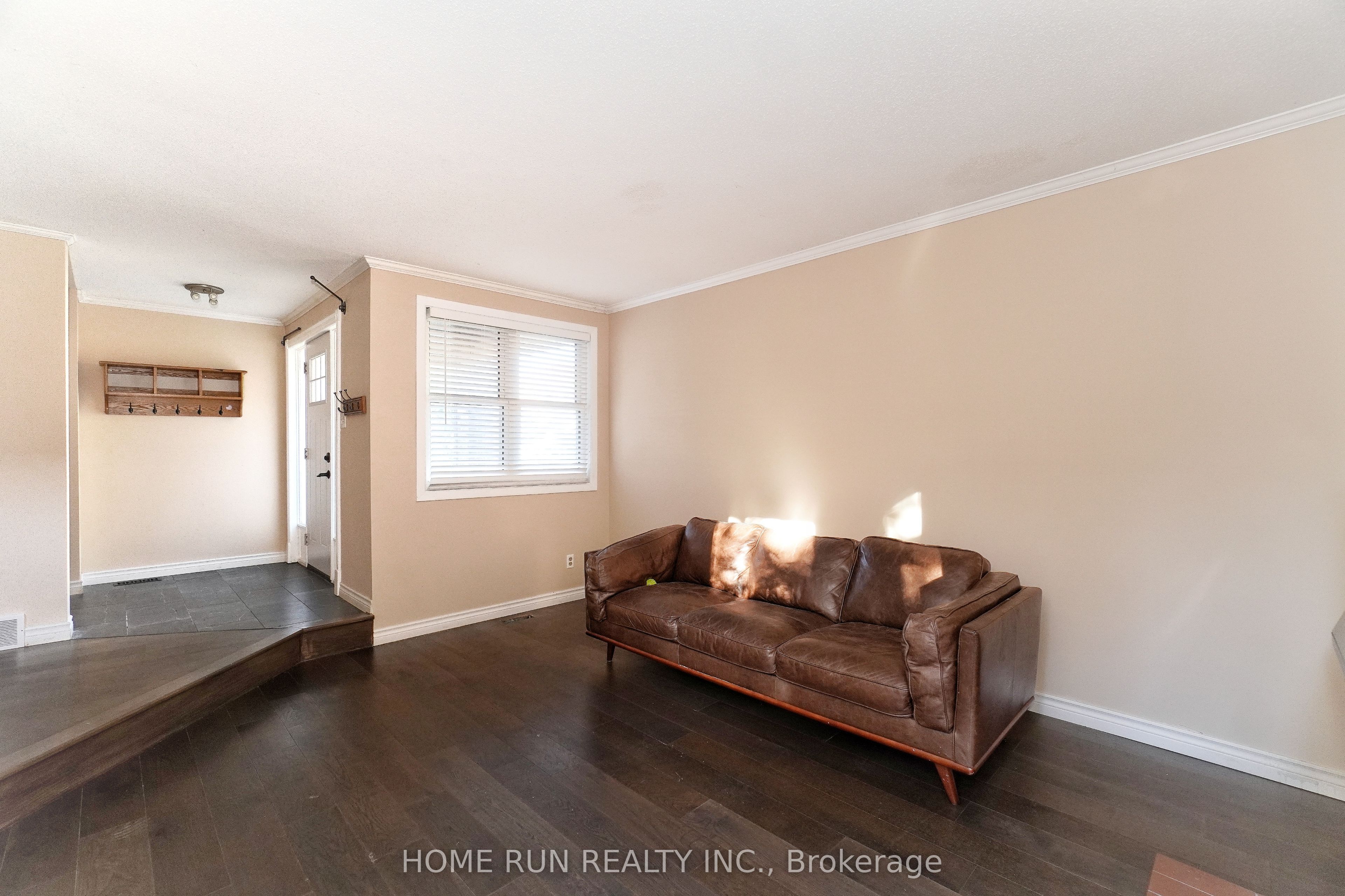 1484 Forest Valley Drive Property Photo 6