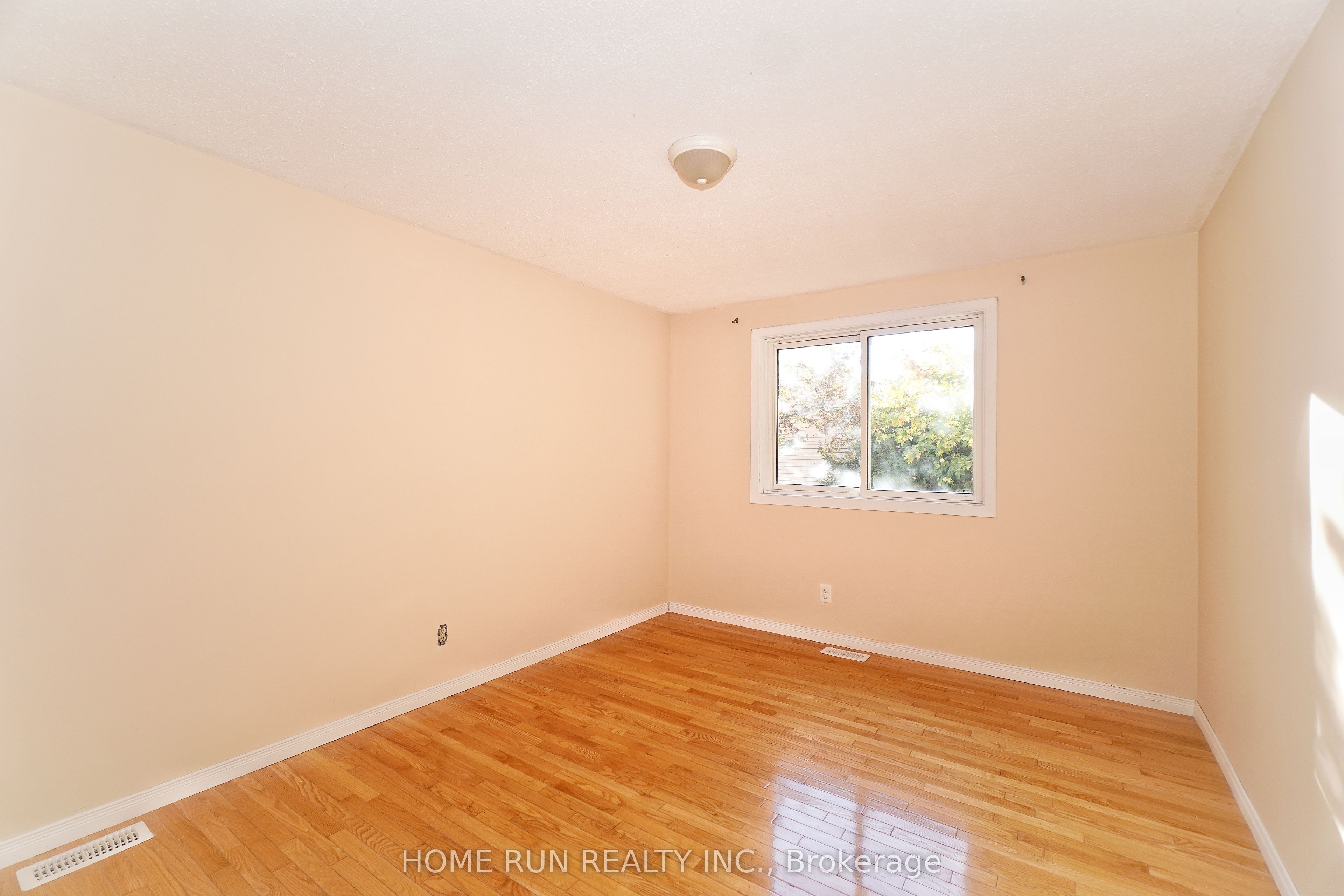 1484 Forest Valley Drive Property Photo 27