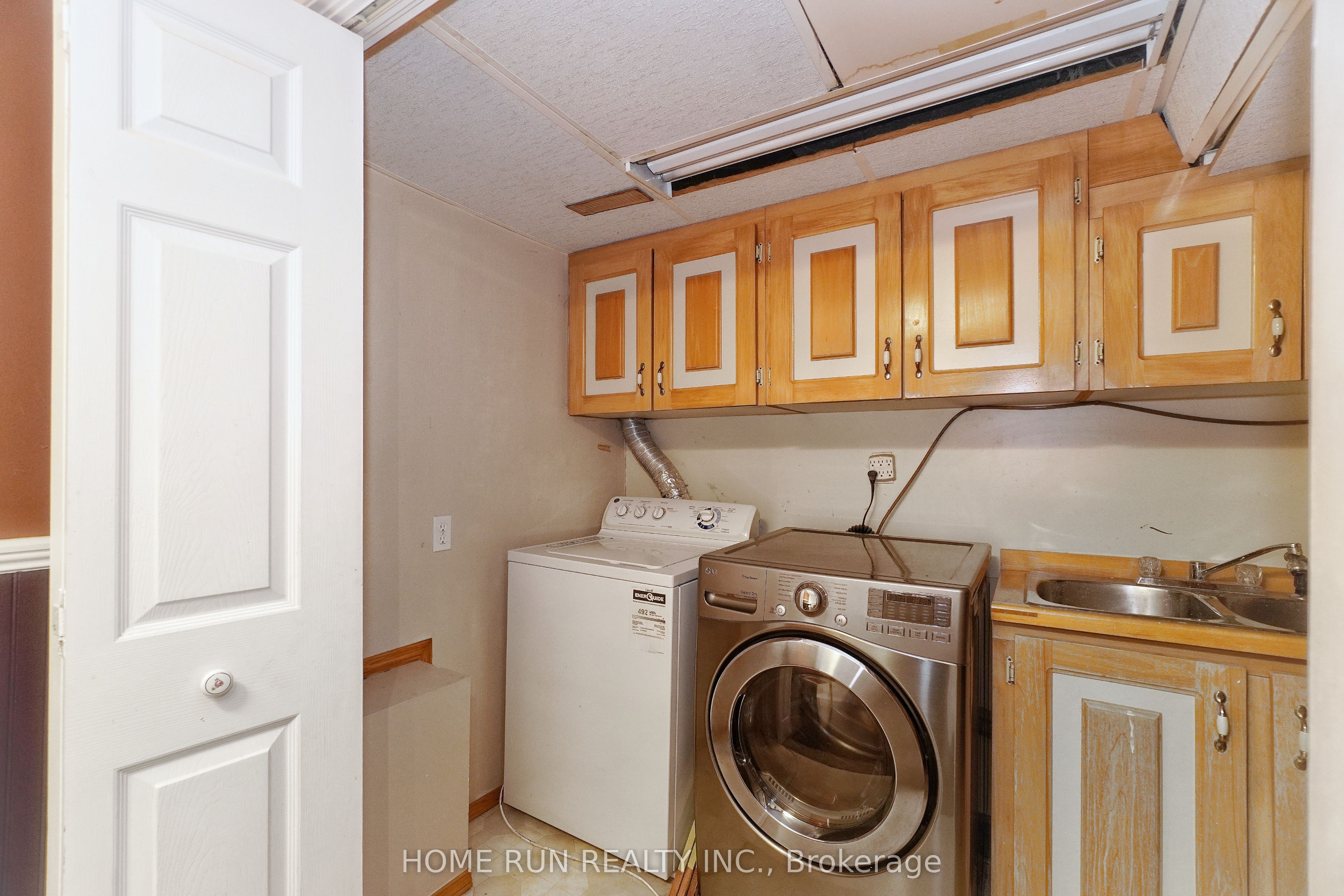 1484 Forest Valley Drive Property Photo 33