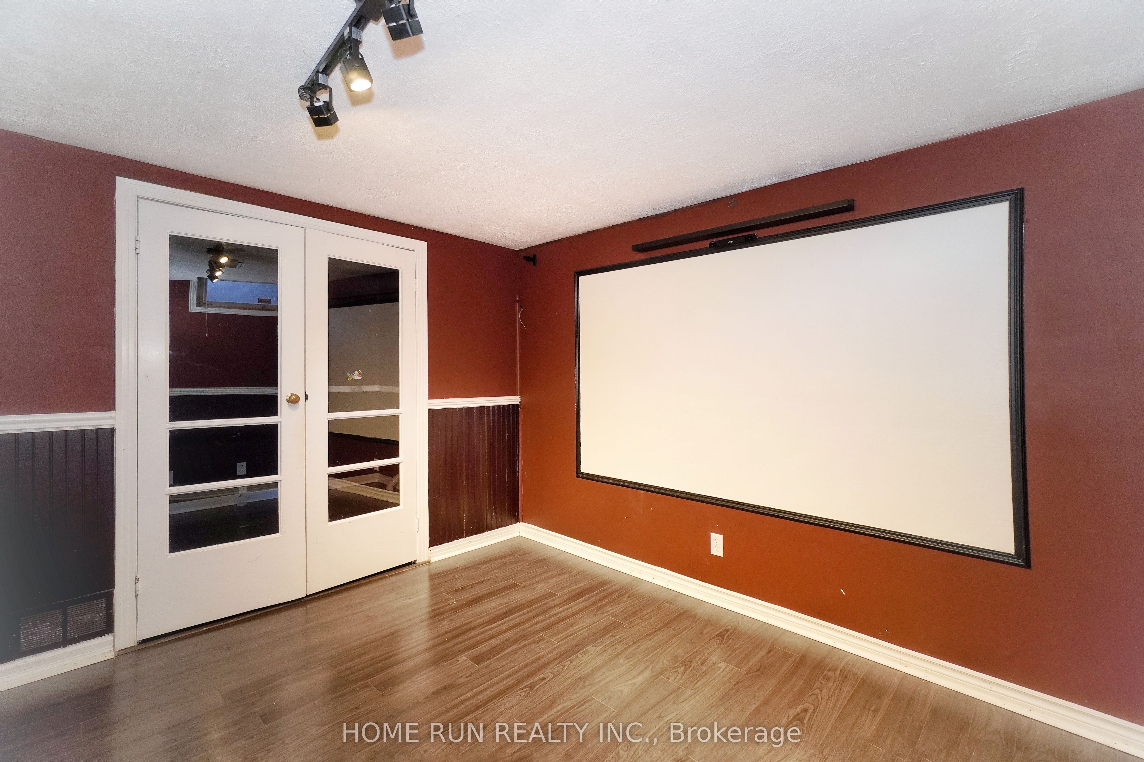 1484 Forest Valley Drive Property Photo 35