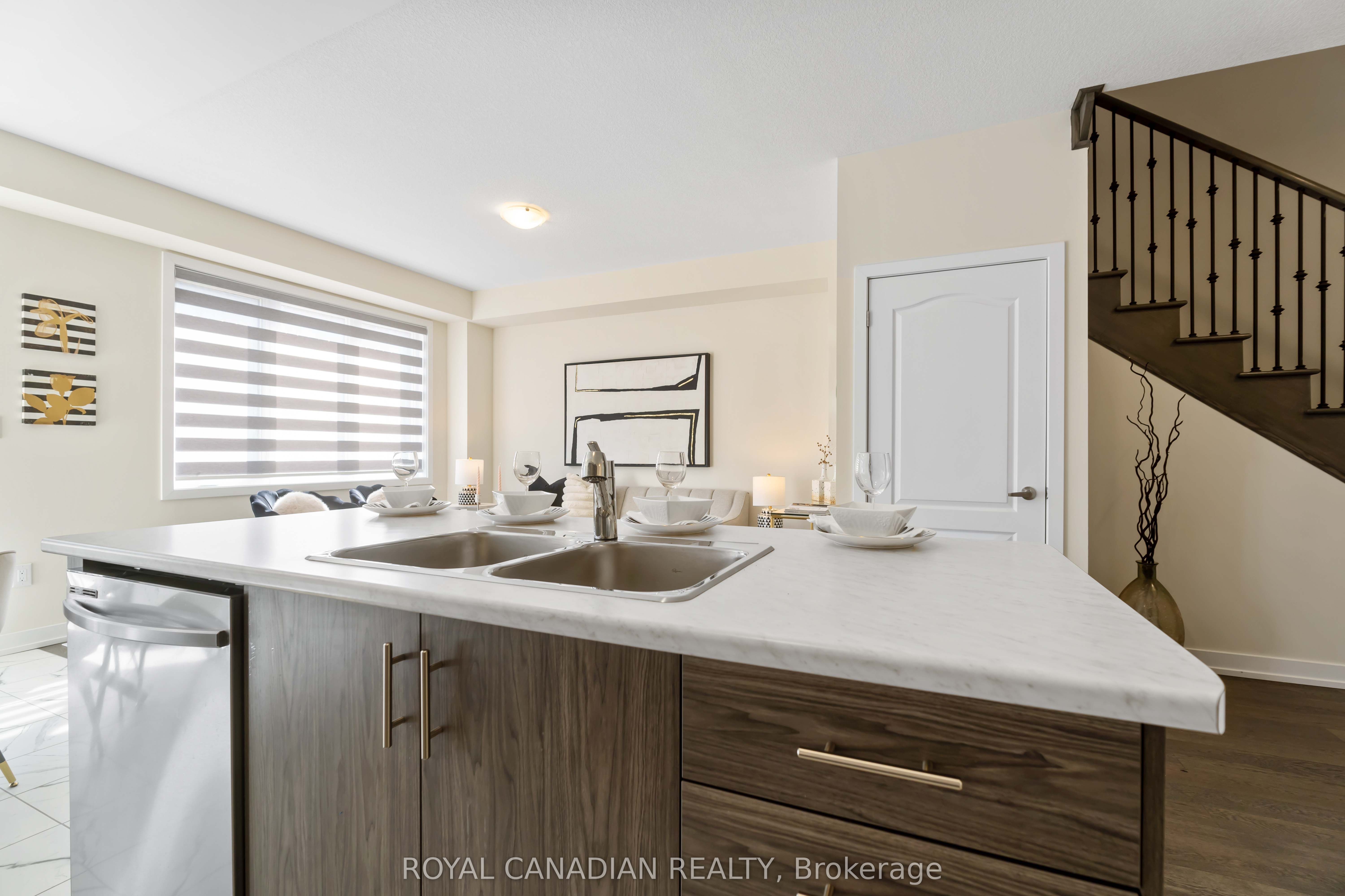 10 Lemon Avenue Property Photo 17