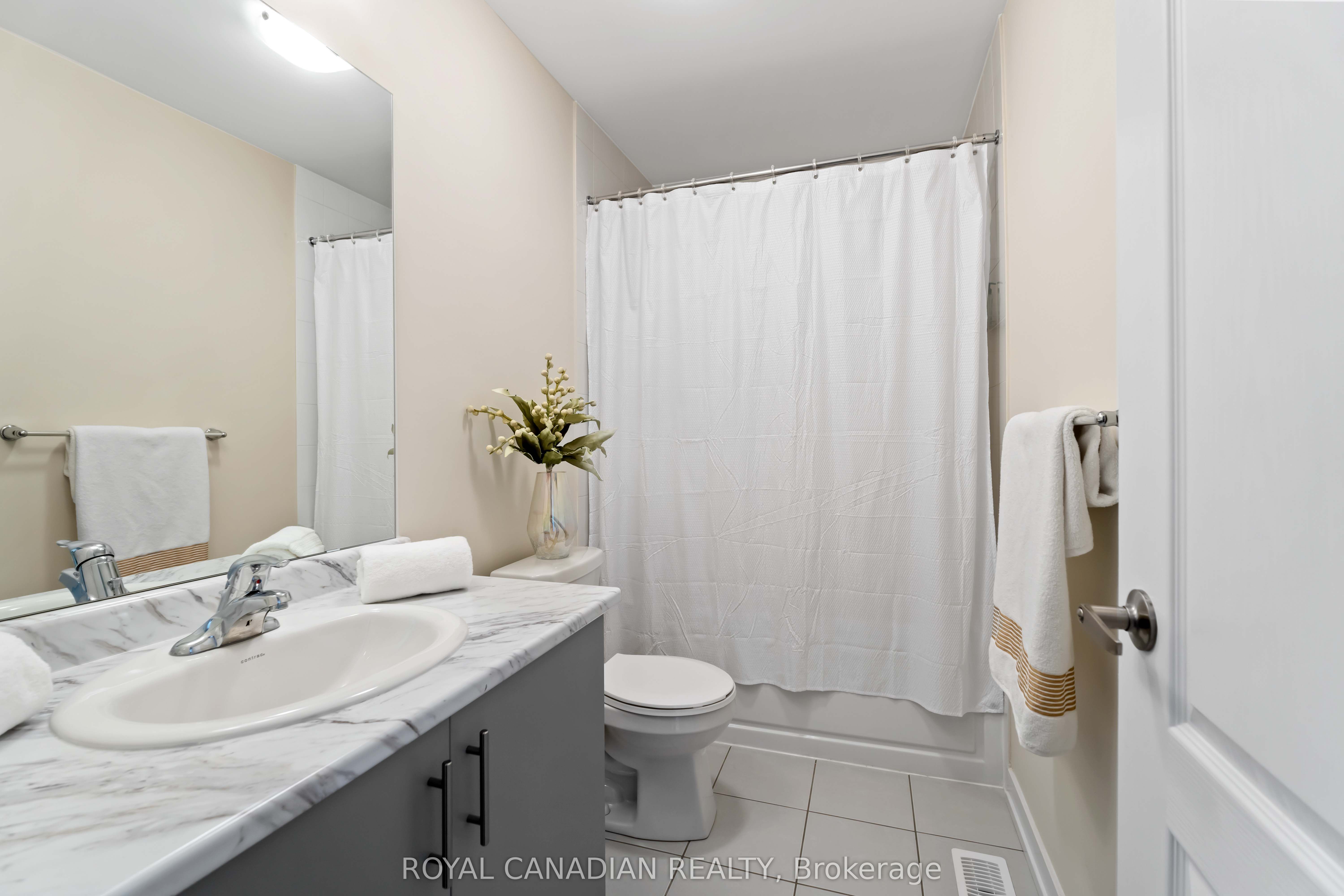 10 Lemon Avenue Property Photo 27