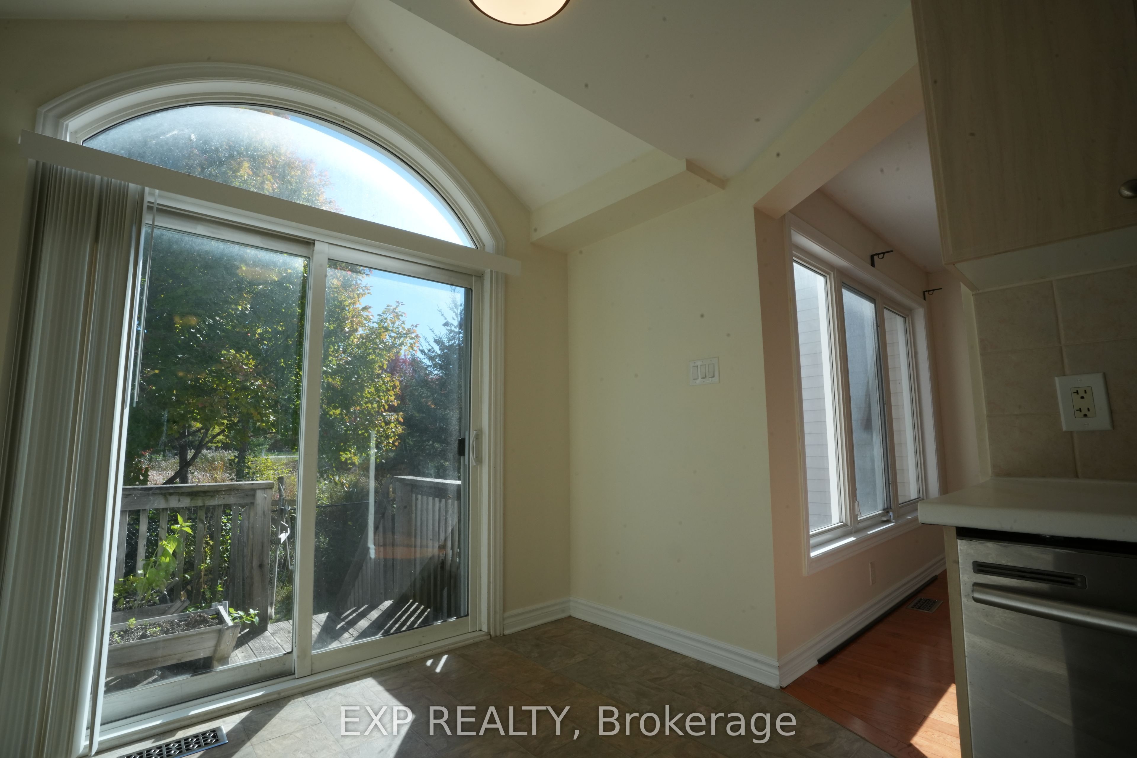 338 Forestbrook Street Property Photo 14