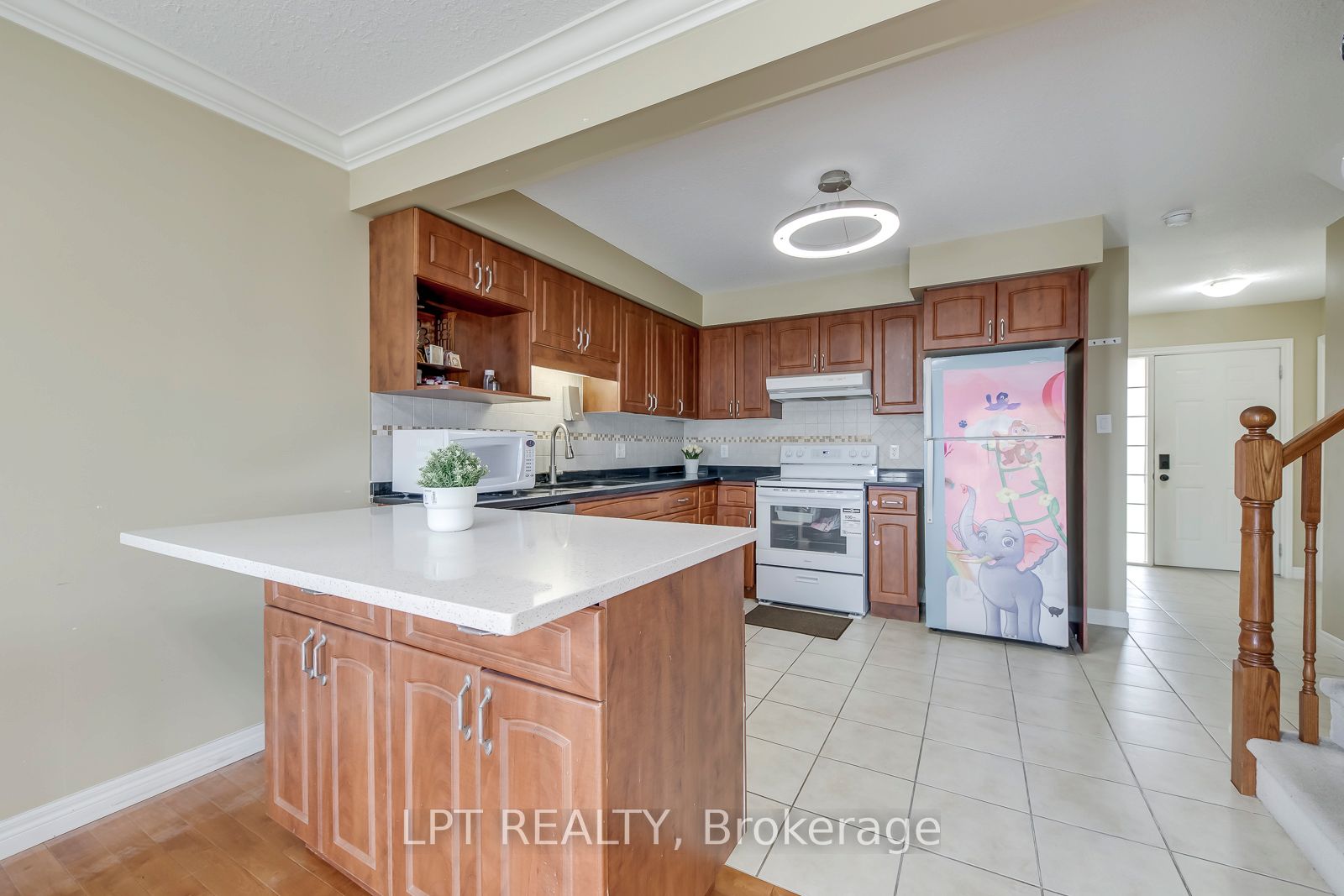 10 Fallowfield Drive 6 Property Photo 11