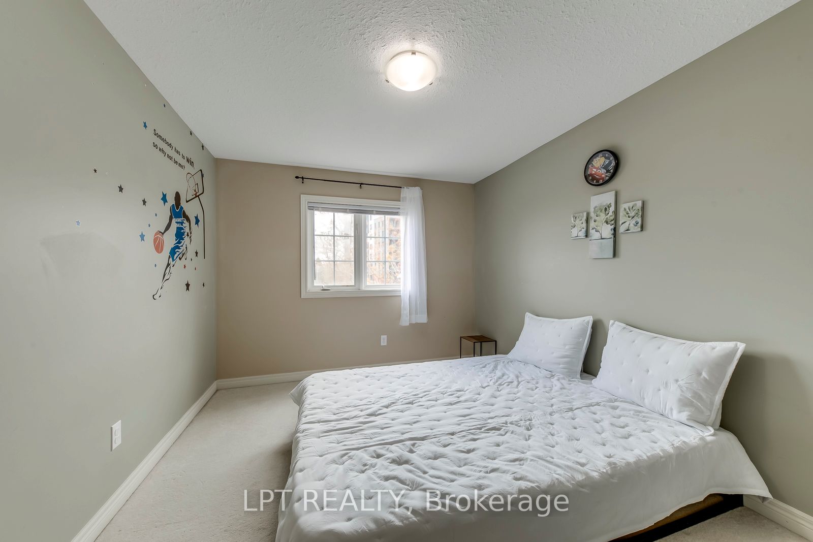 10 Fallowfield Drive 6 Property Photo 28