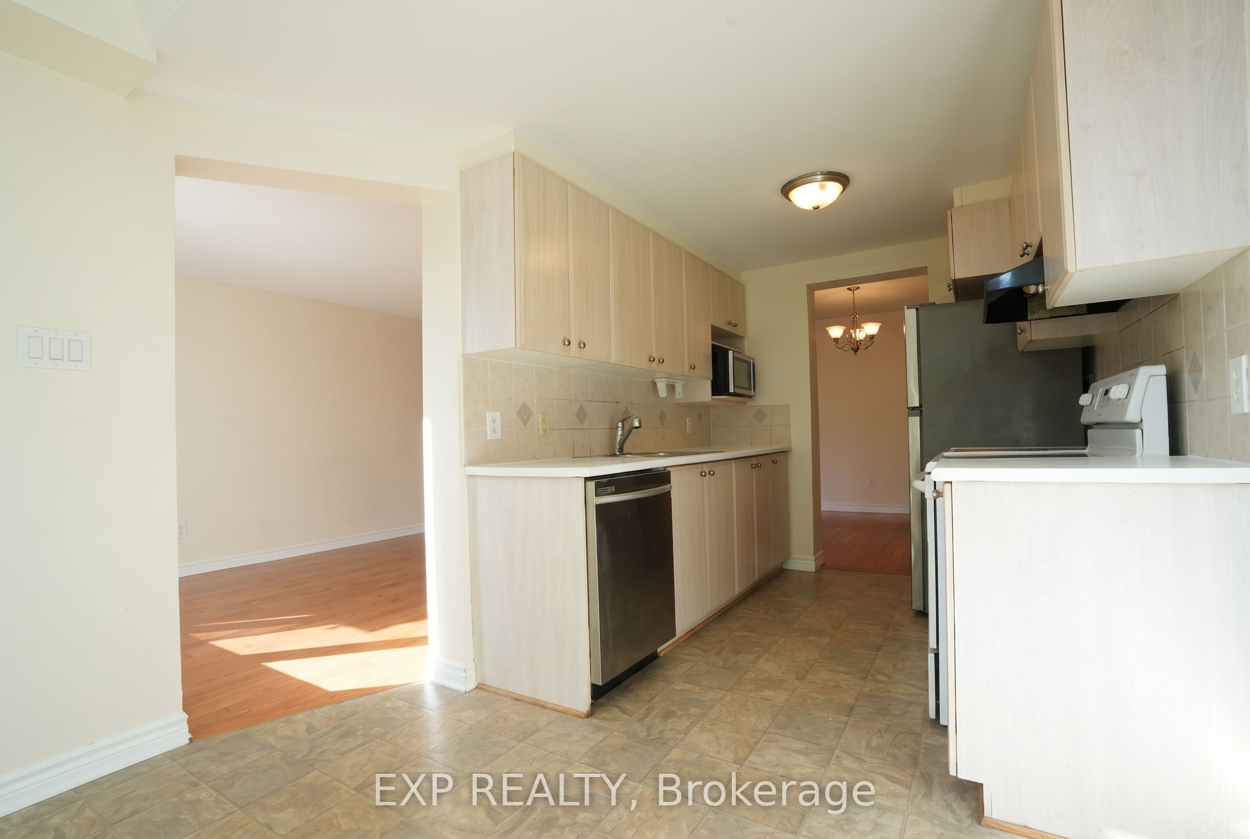 338 Forestbrook Street Property Photo 14