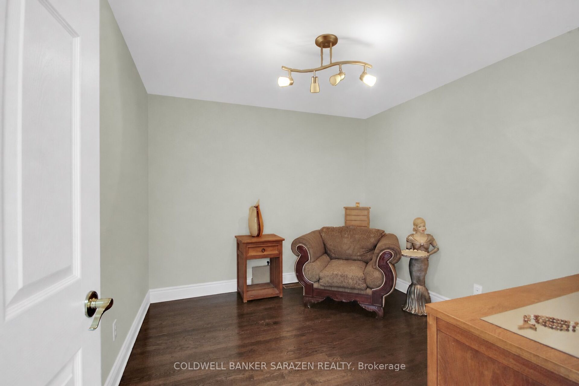 185 Twyford Street Property Photo 22
