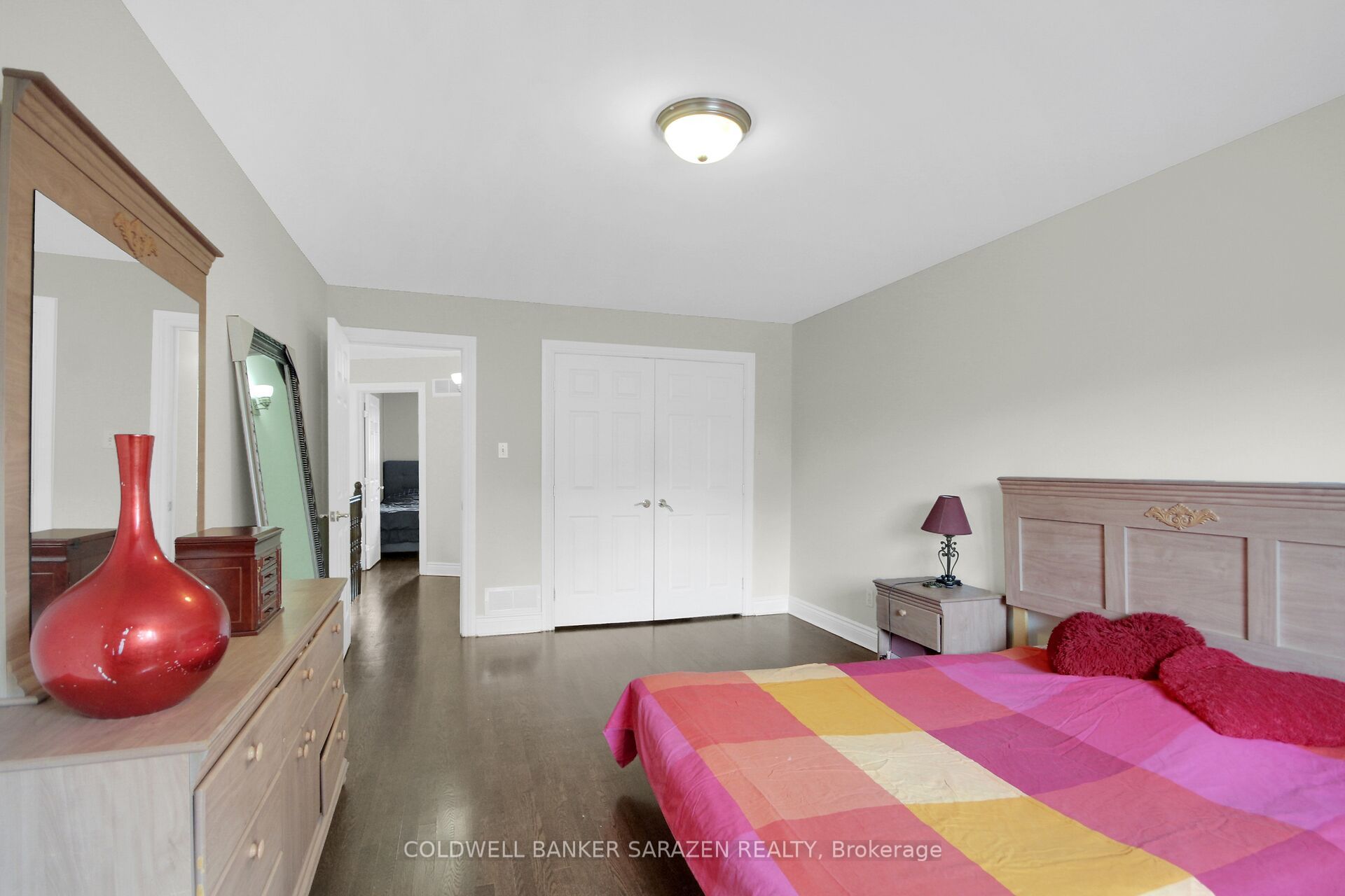 185 Twyford Street Property Photo 32
