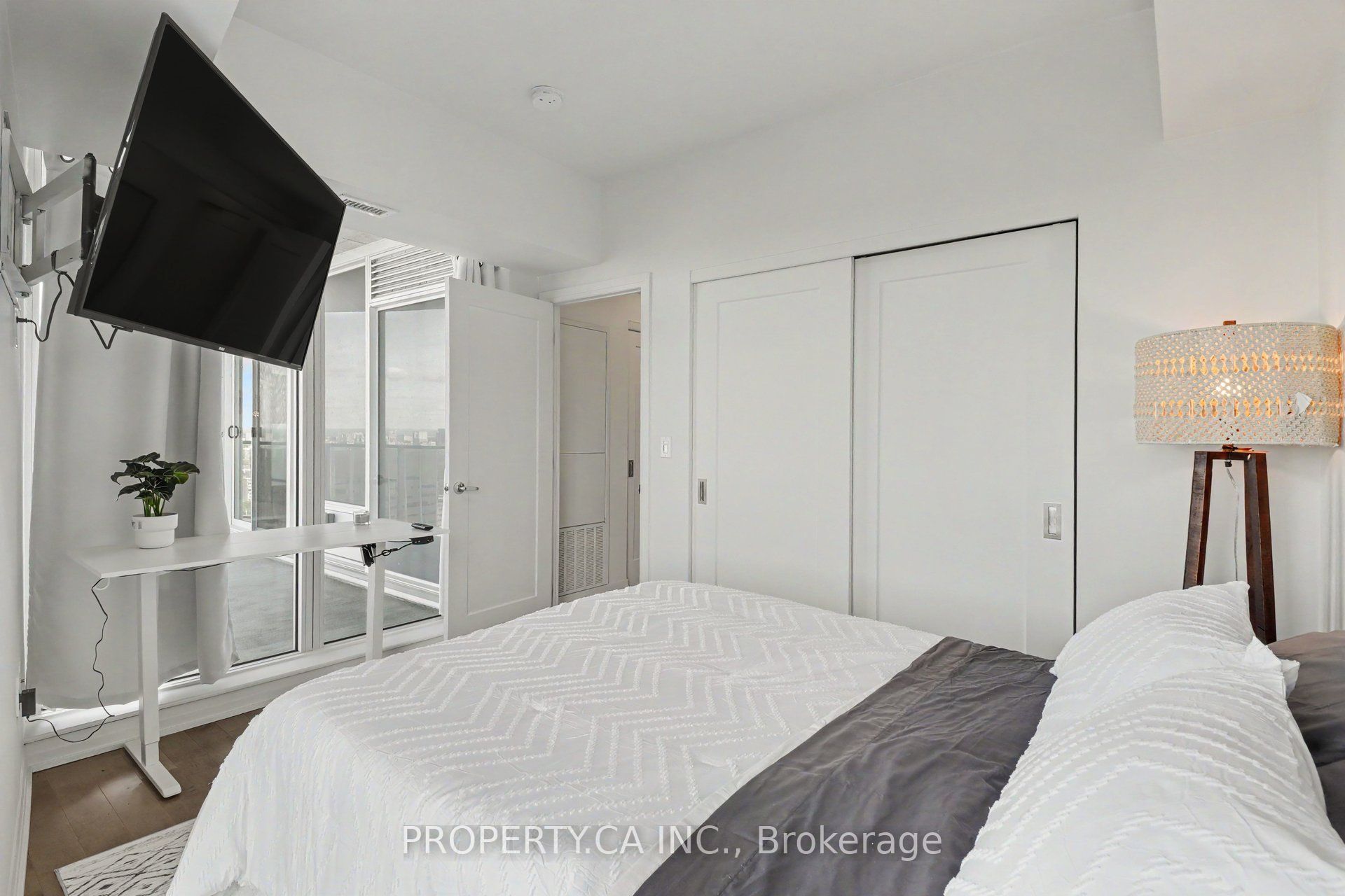 805 Carling Avenue 2801 Property Photo 25