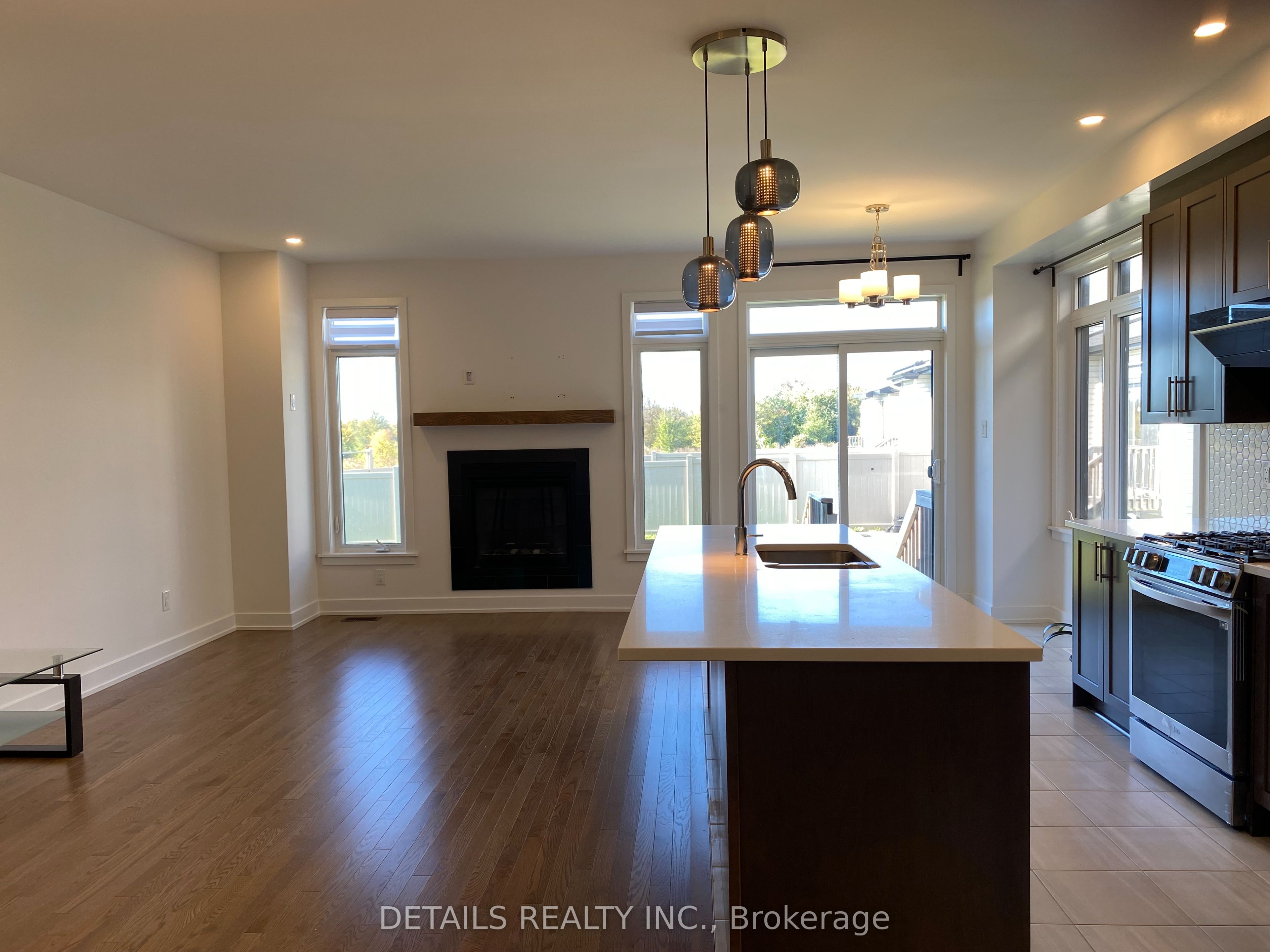 56 Robusta Lane Property Photo 4