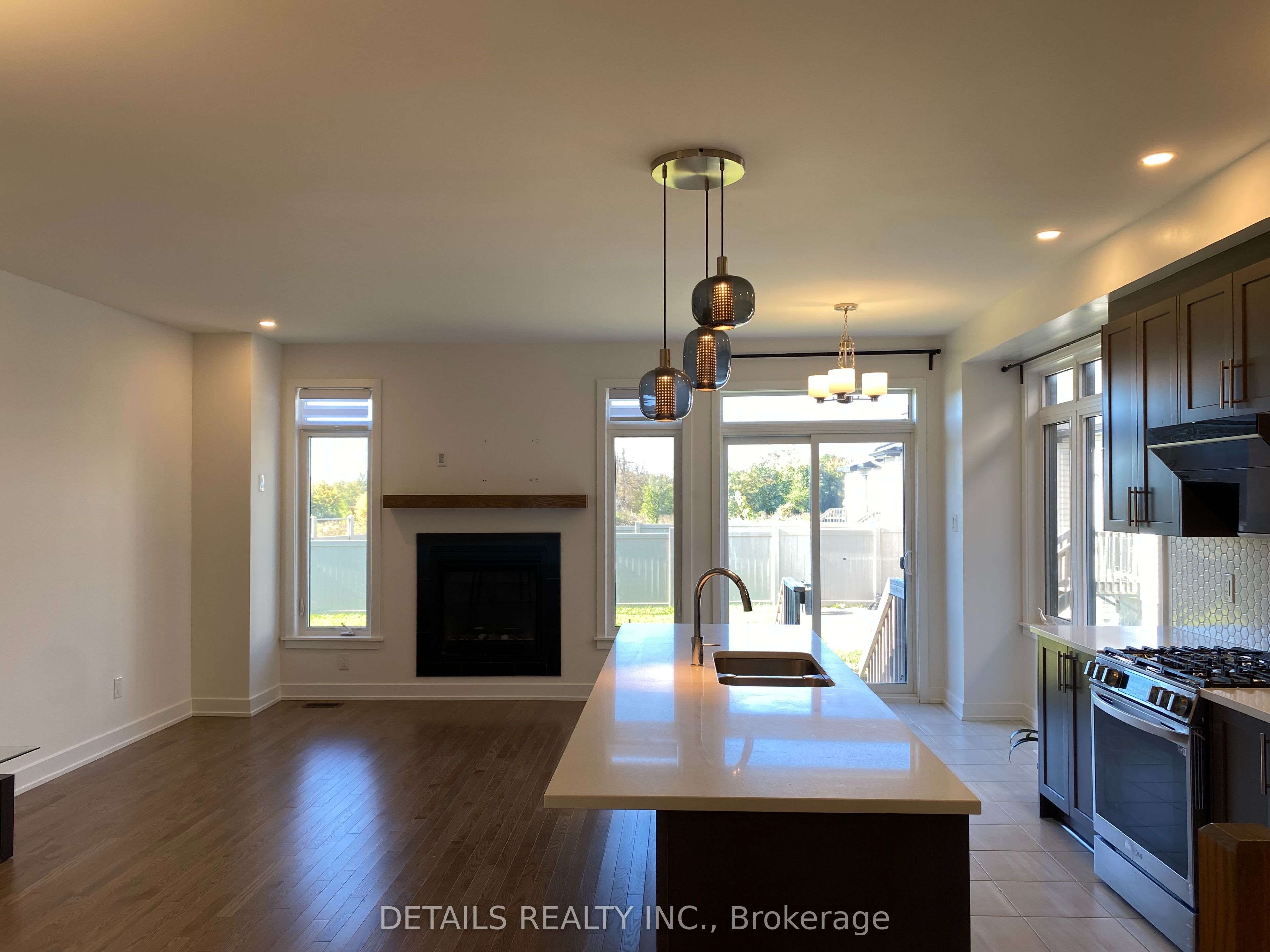56 Robusta Lane Property Photo 5