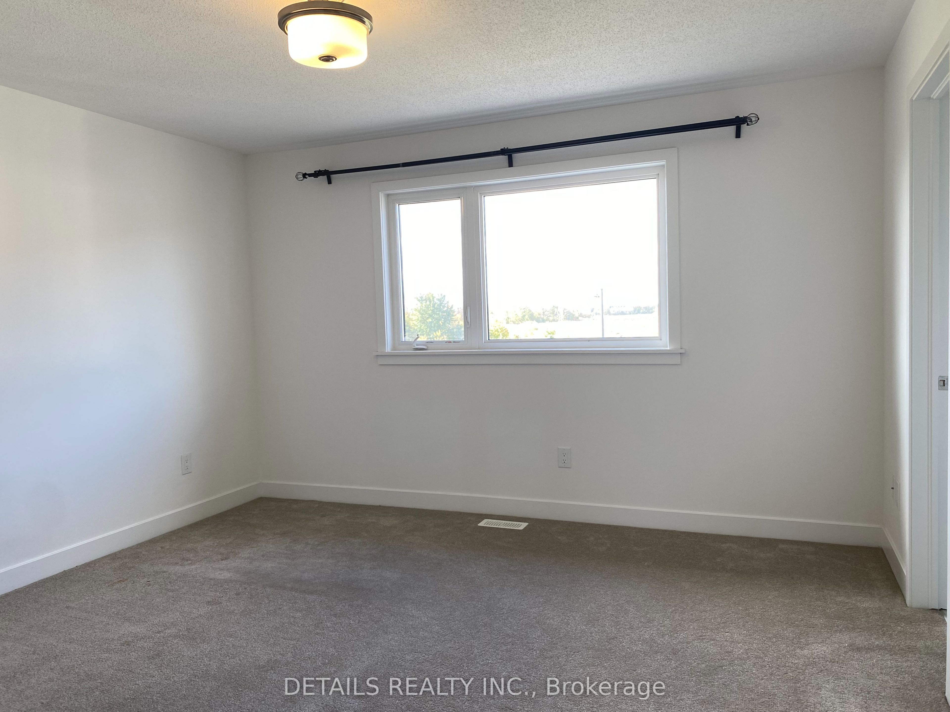 56 Robusta Lane Property Photo 6