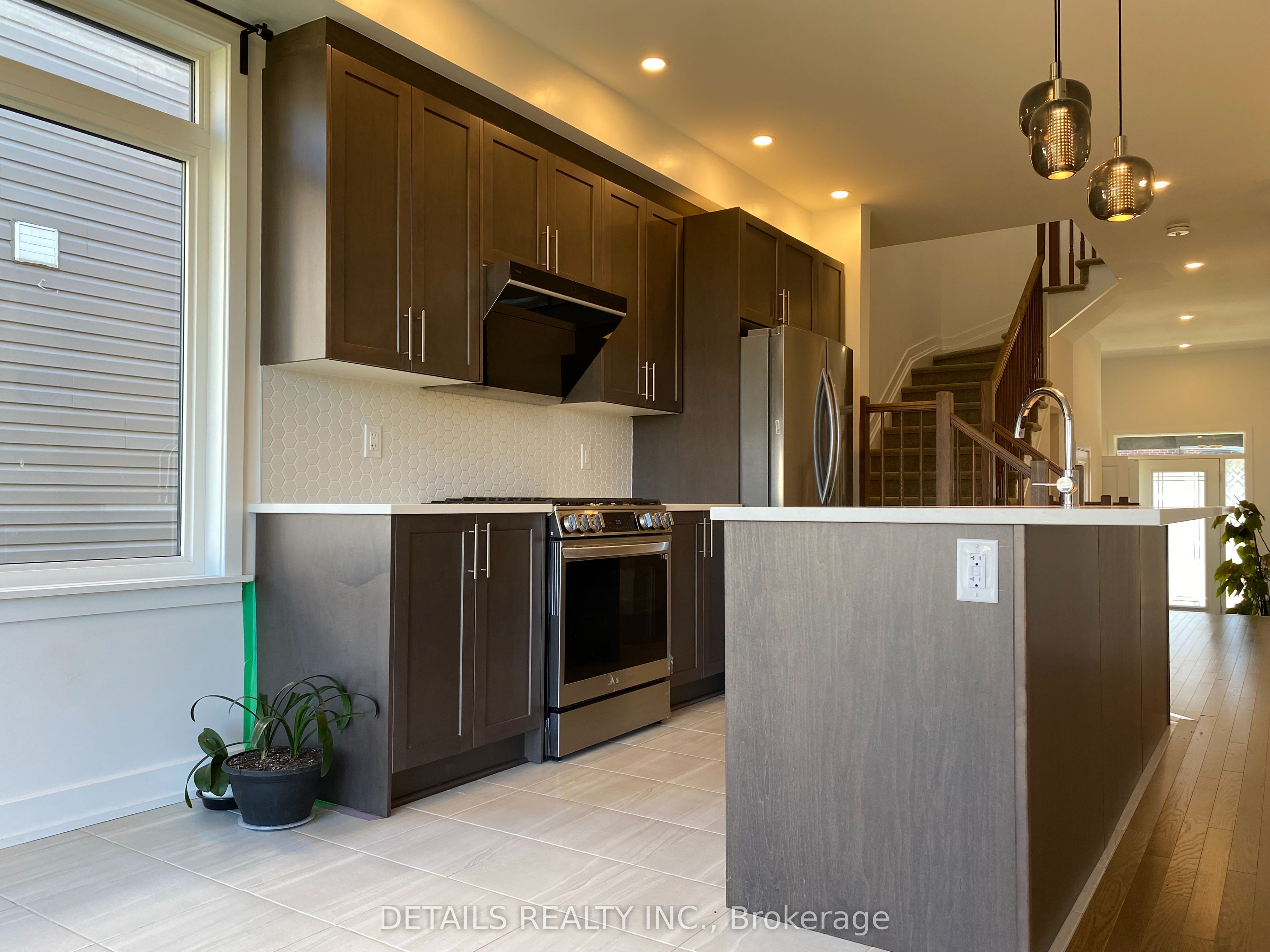 56 Robusta Lane Property Photo 12