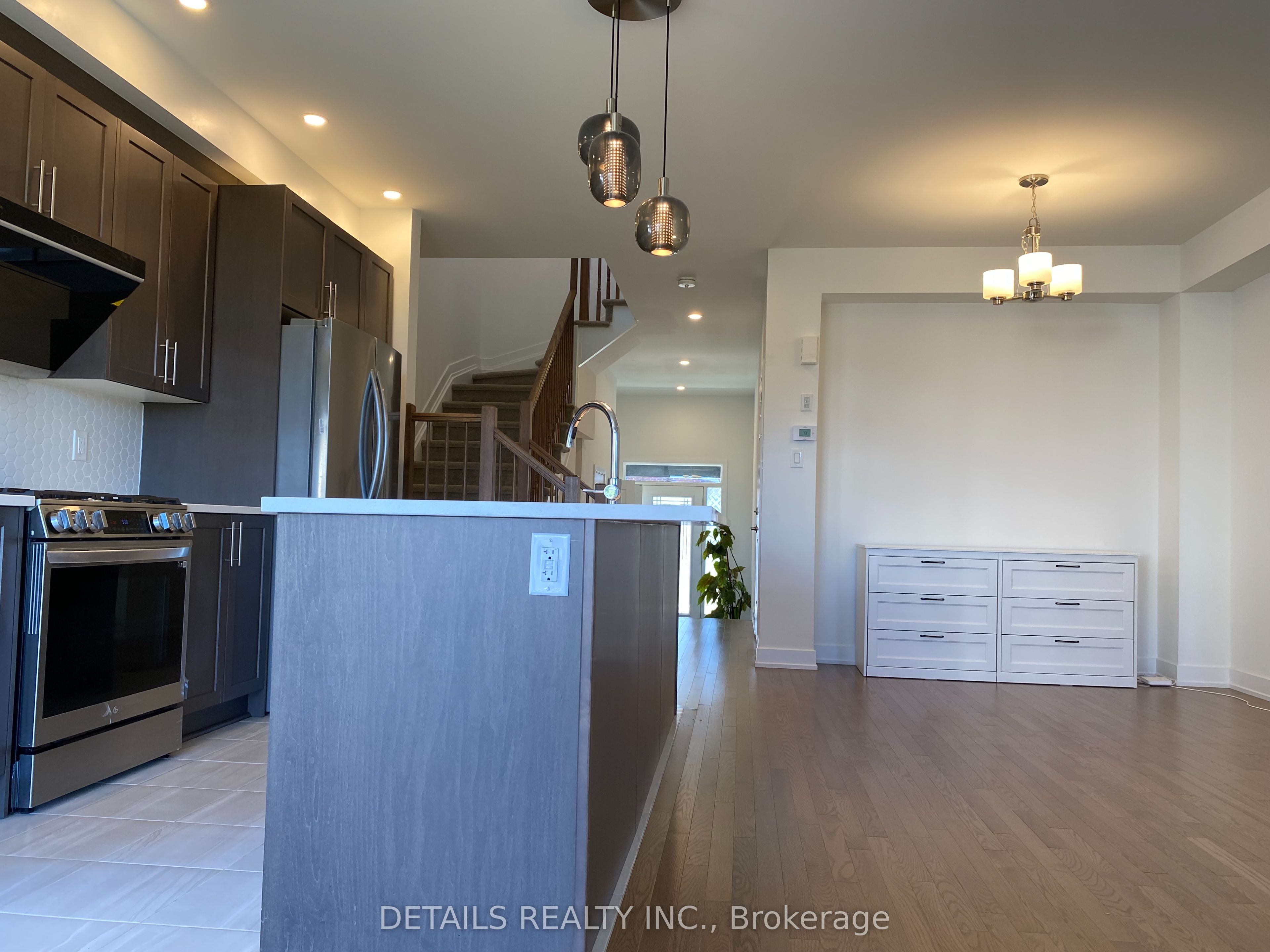 56 Robusta Lane Property Photo 16