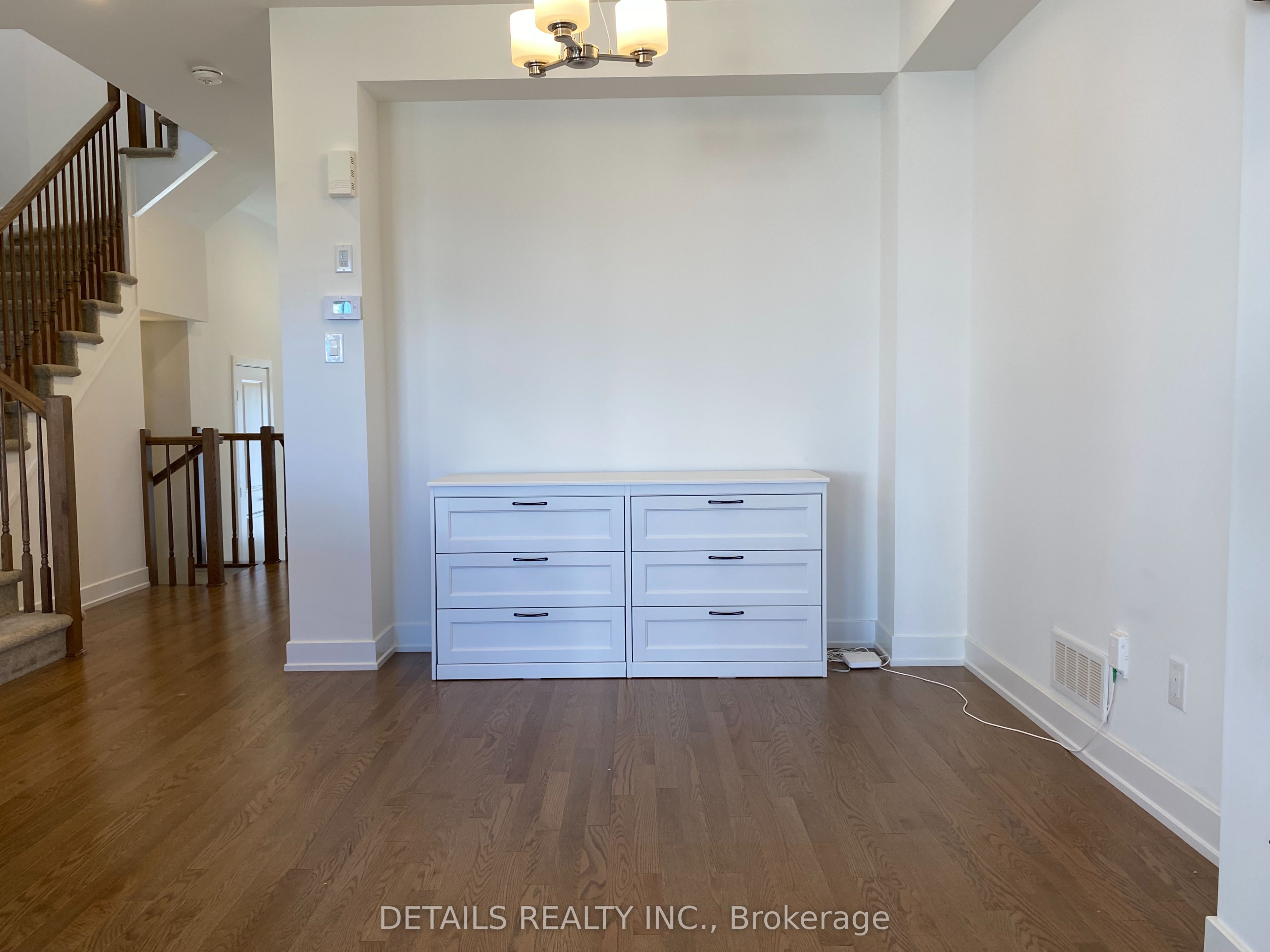 56 Robusta Lane Property Photo 17