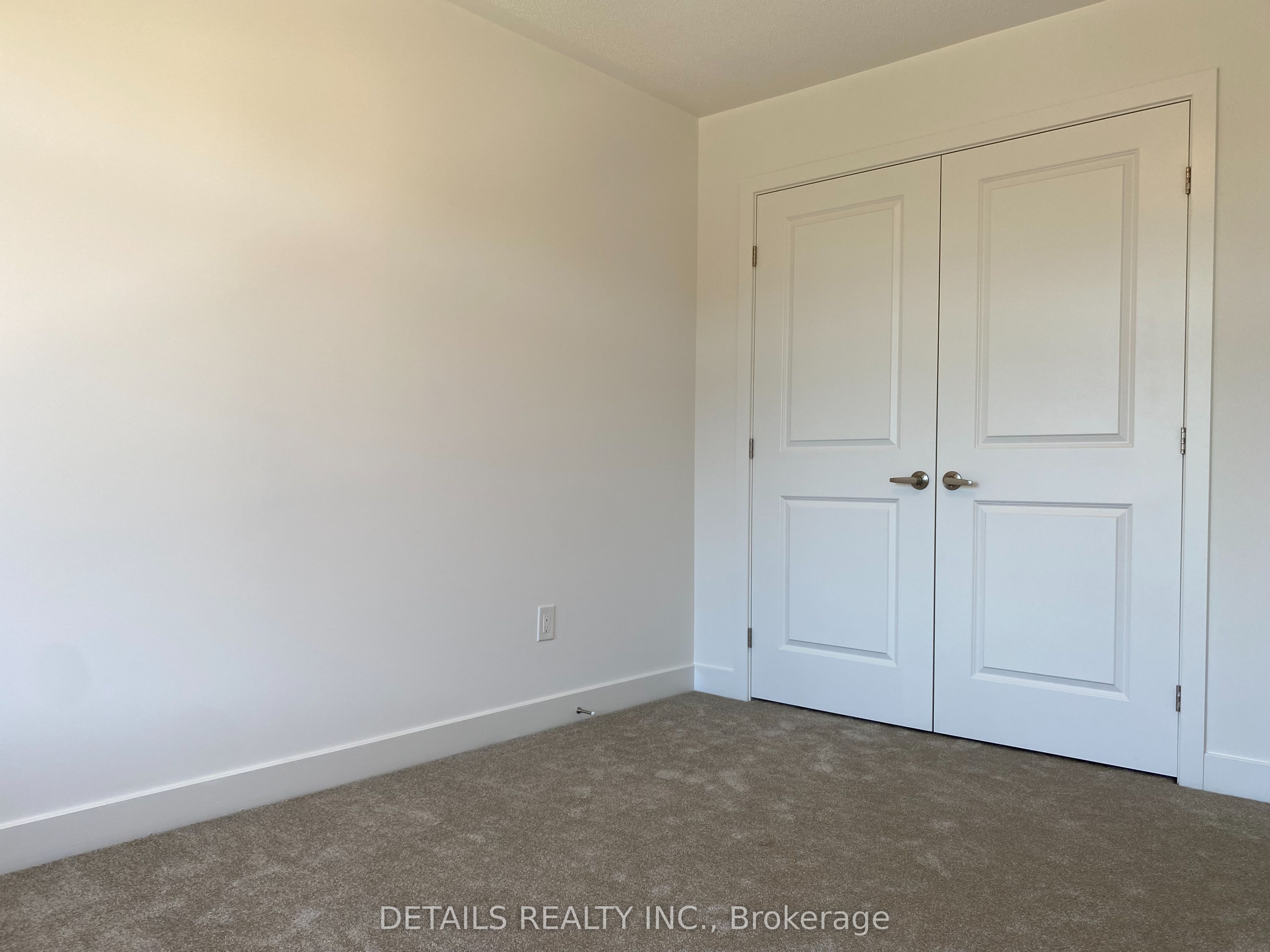 56 Robusta Lane Property Photo 30